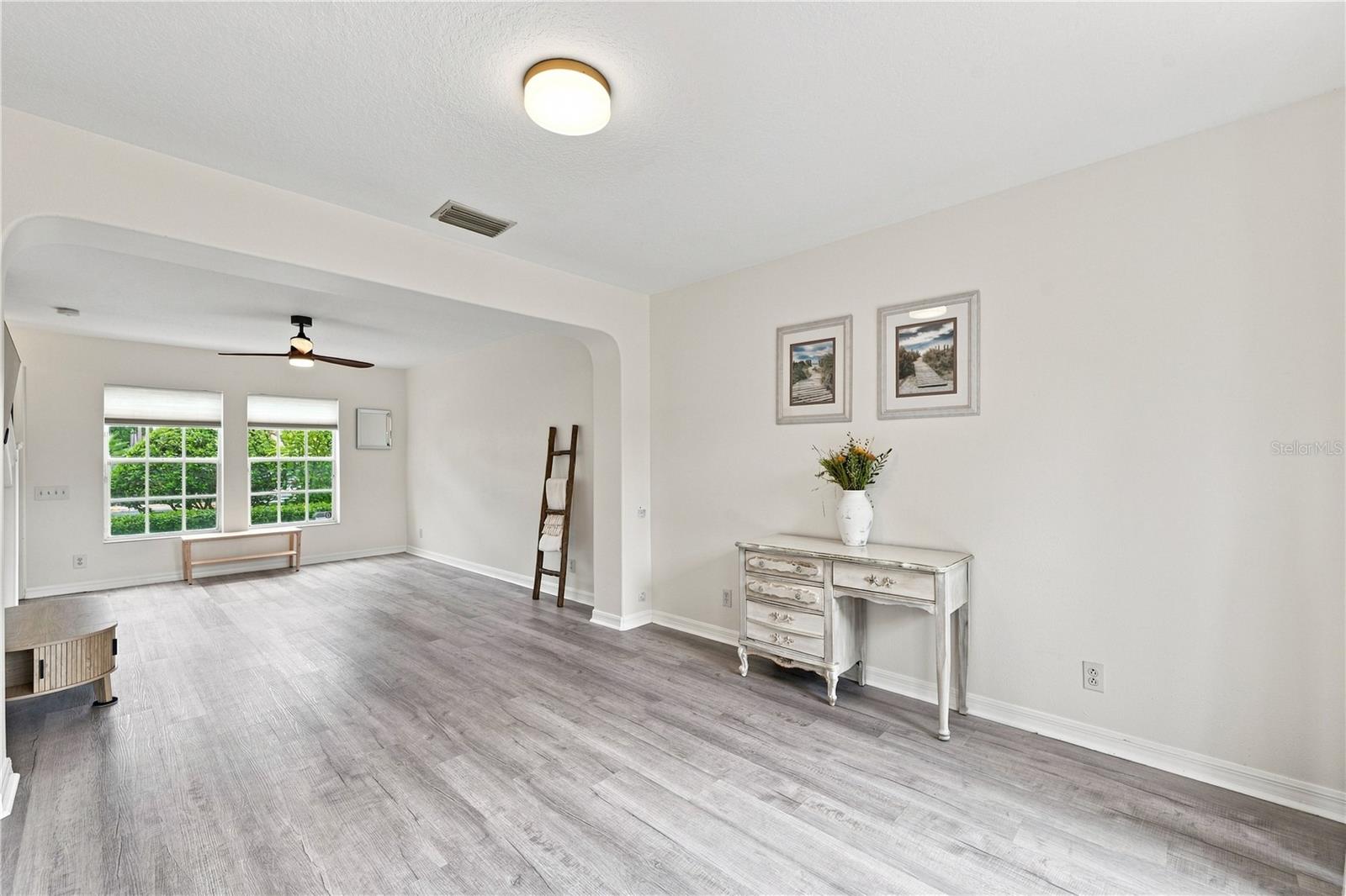 13158 Thoroughbred Loop Property Photo 9