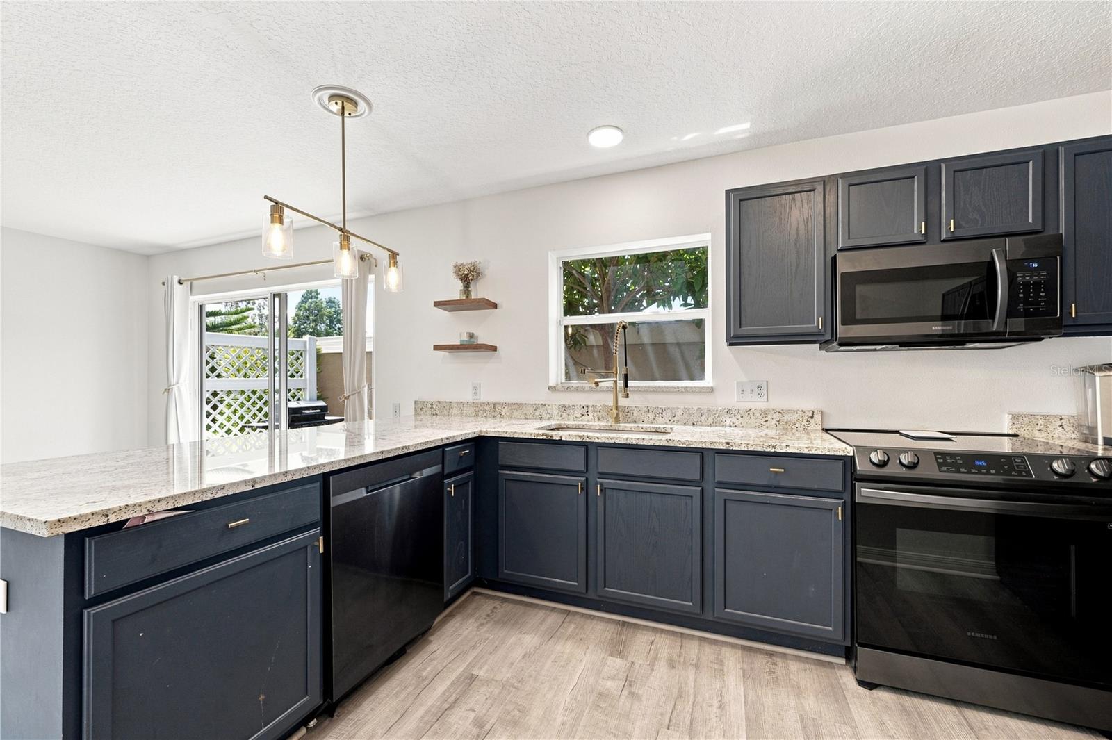 13158 Thoroughbred Loop Property Photo 12