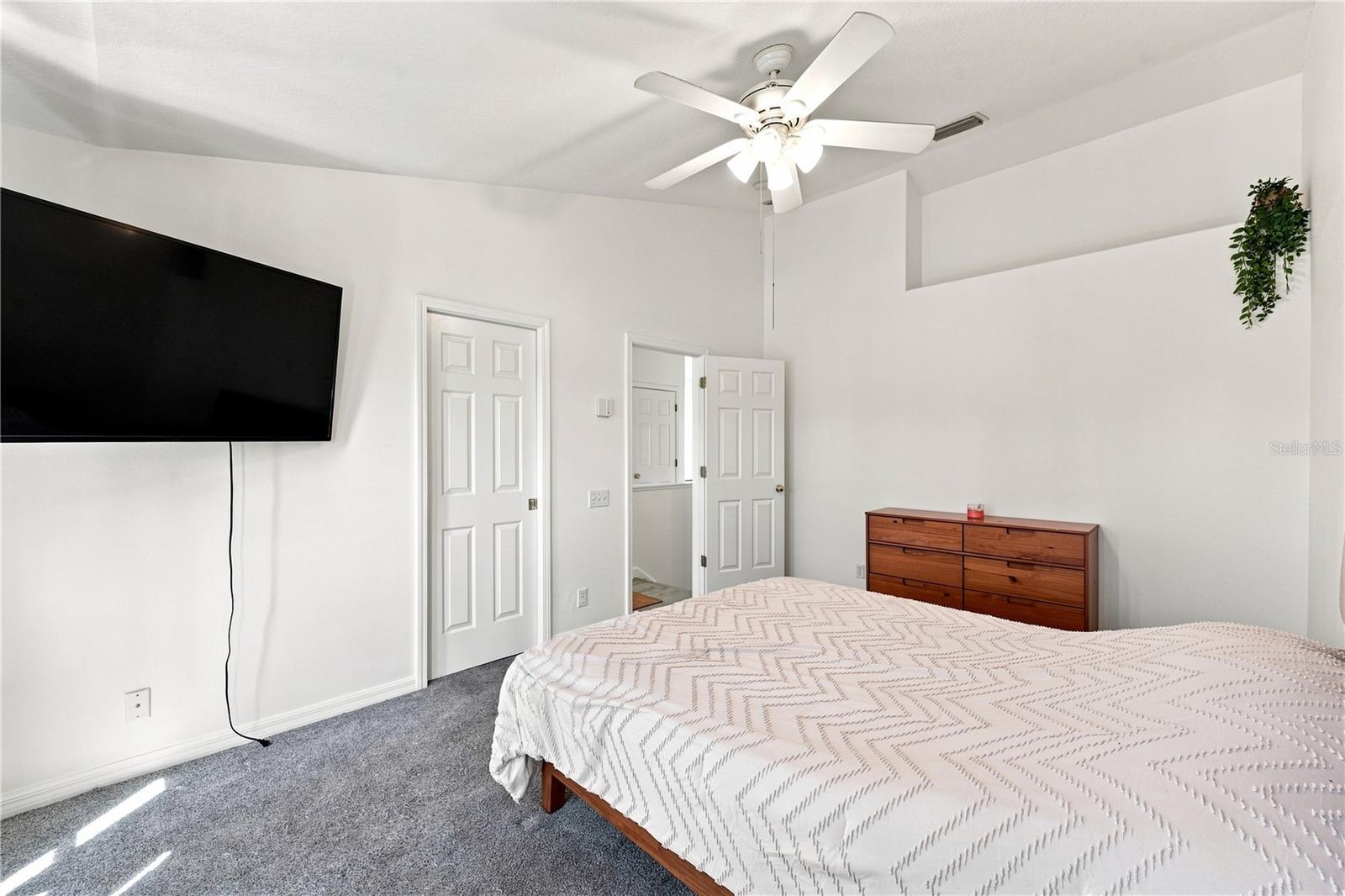 13158 Thoroughbred Loop Property Photo 19
