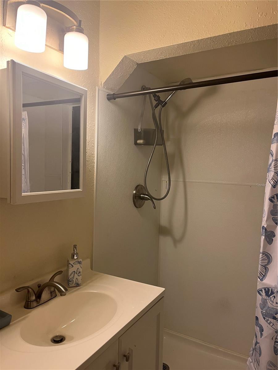 2717 W State St Property Photo 25
