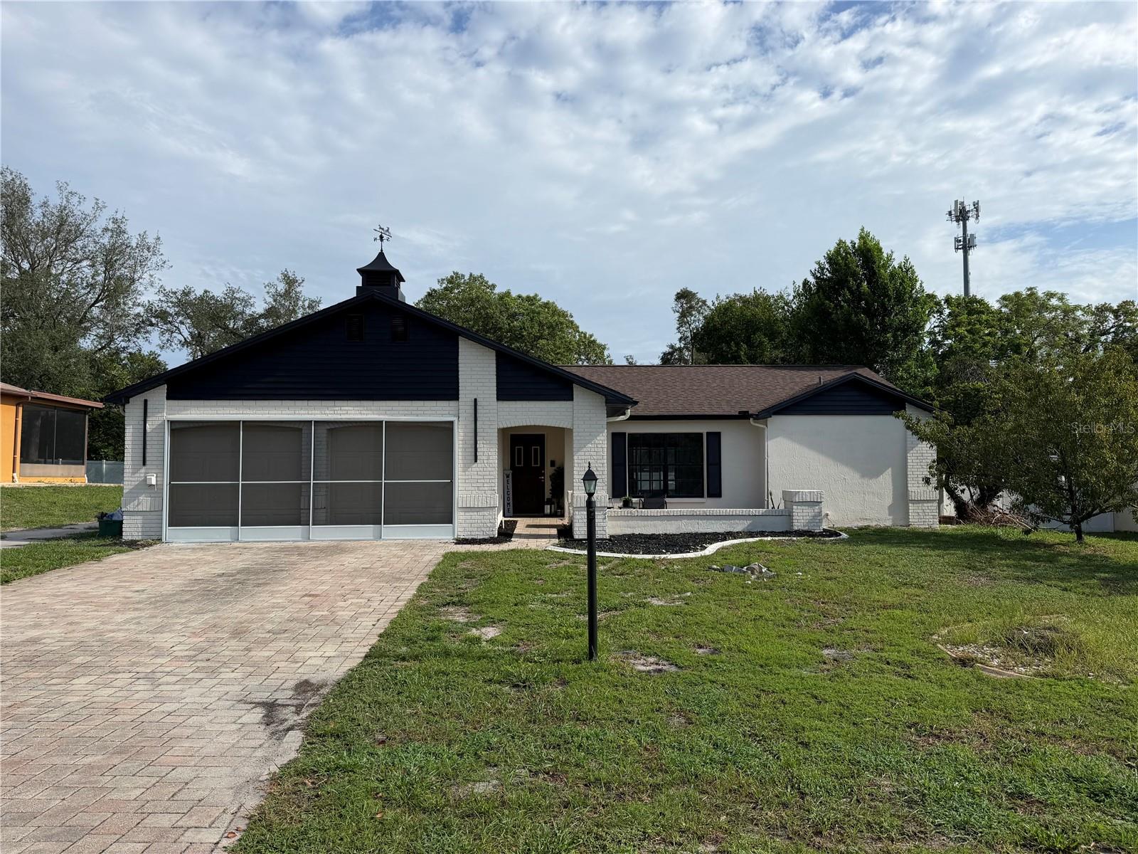 8185 Philatelic Dr Property Photo 1