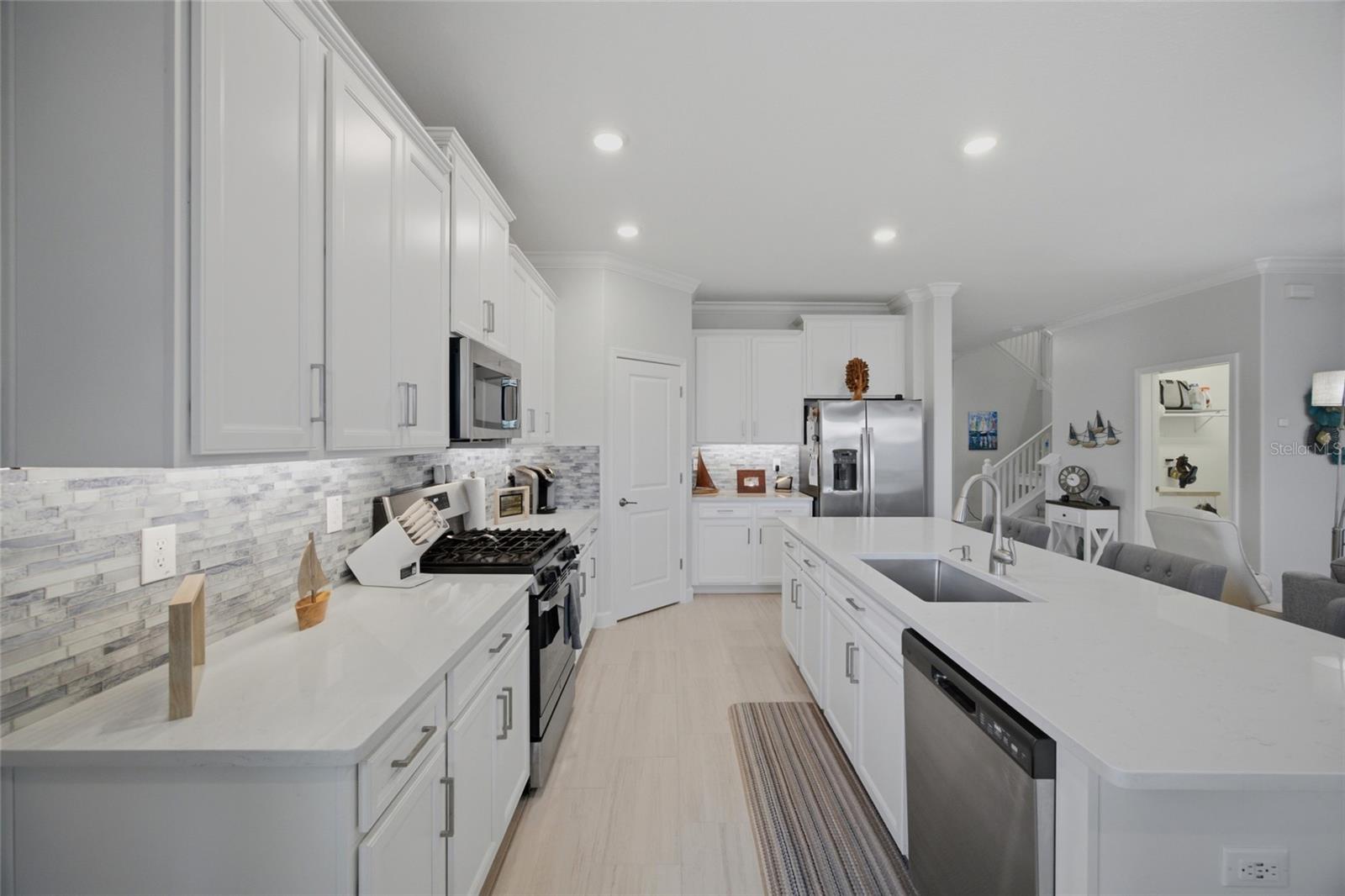 17218 Star Banks St Property Photo 11