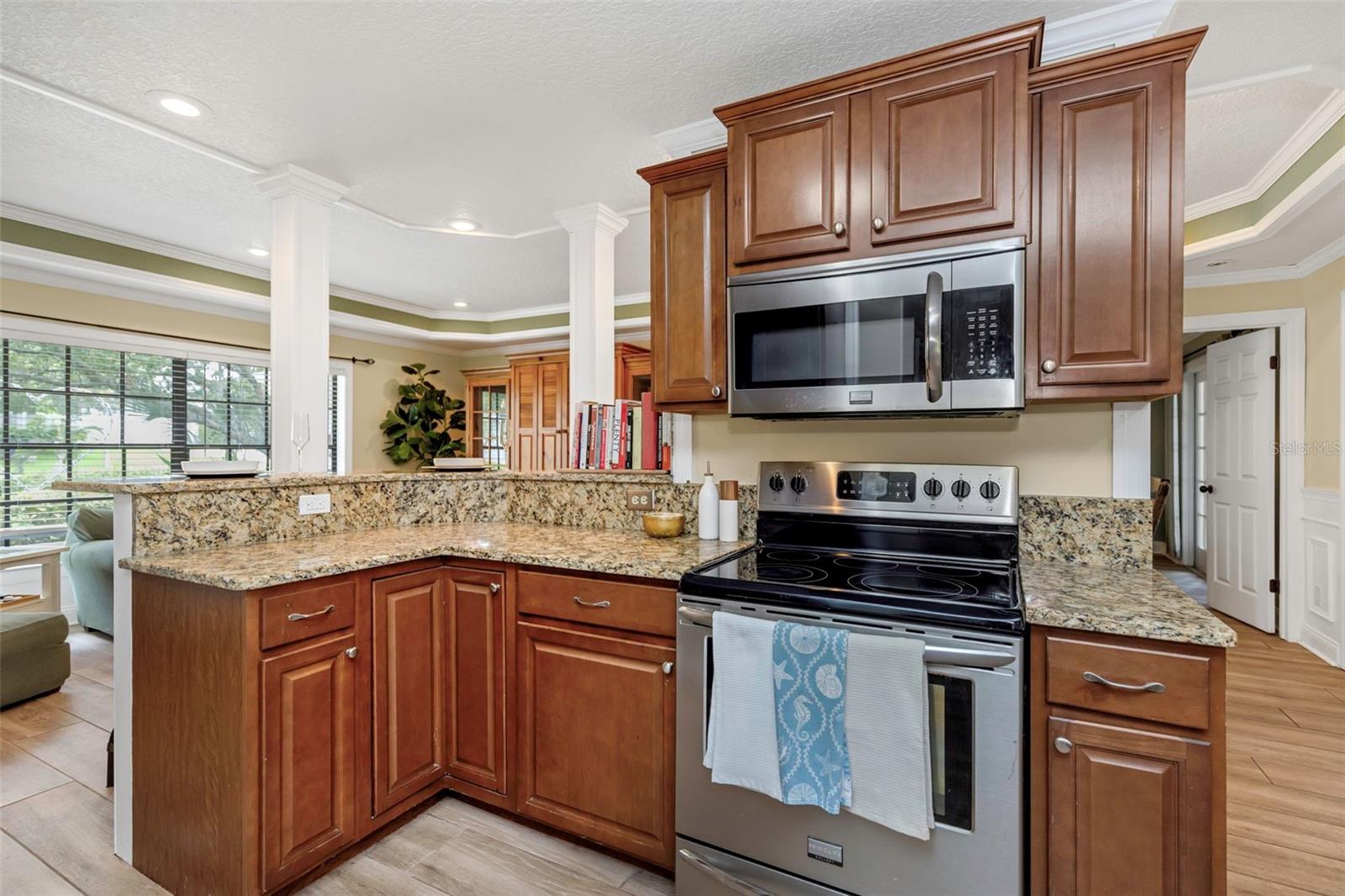 1620 Country Ln Property Photo 13