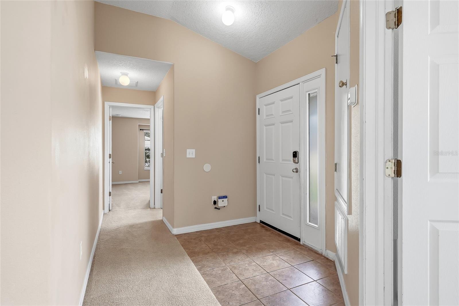25928 Crippen Dr Property Photo 5