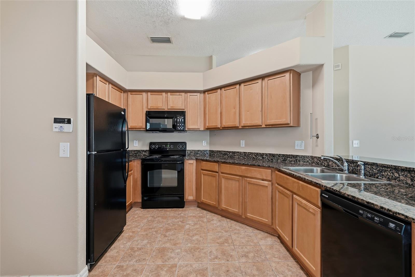 25928 Crippen Dr Property Photo 14