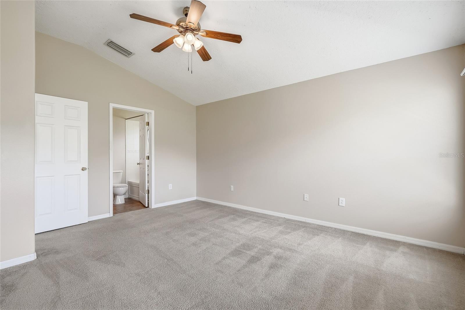 25928 Crippen Dr Property Photo 18