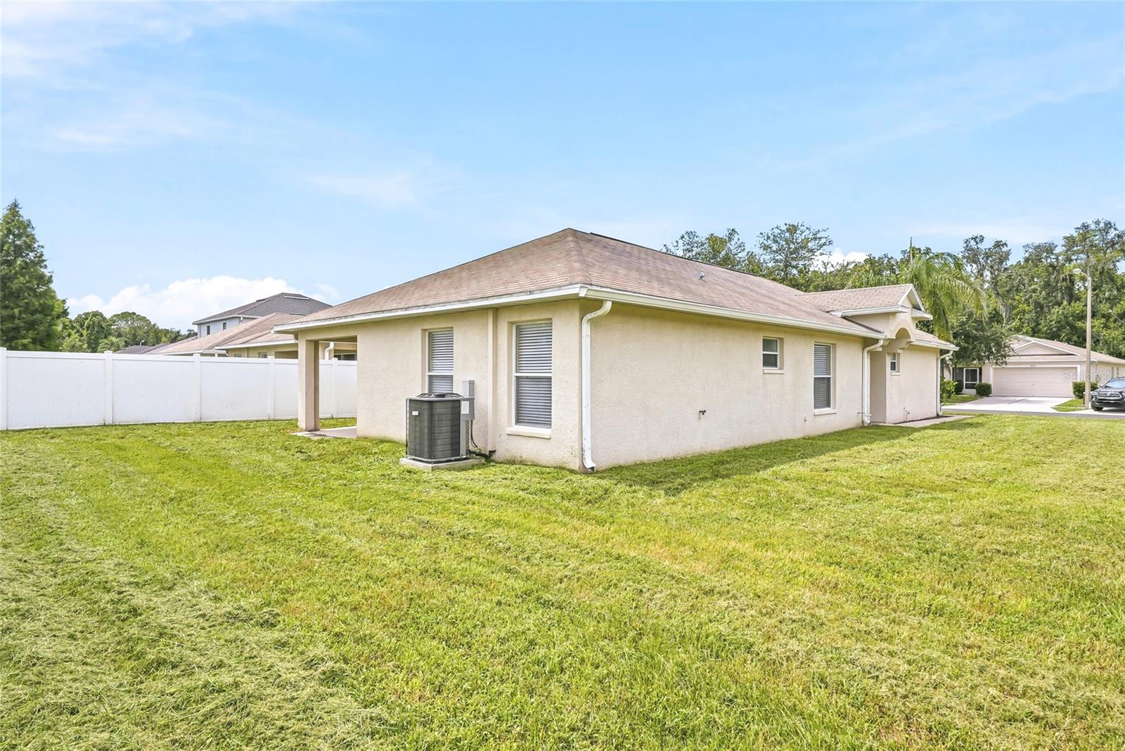 25928 Crippen Dr Property Photo 29