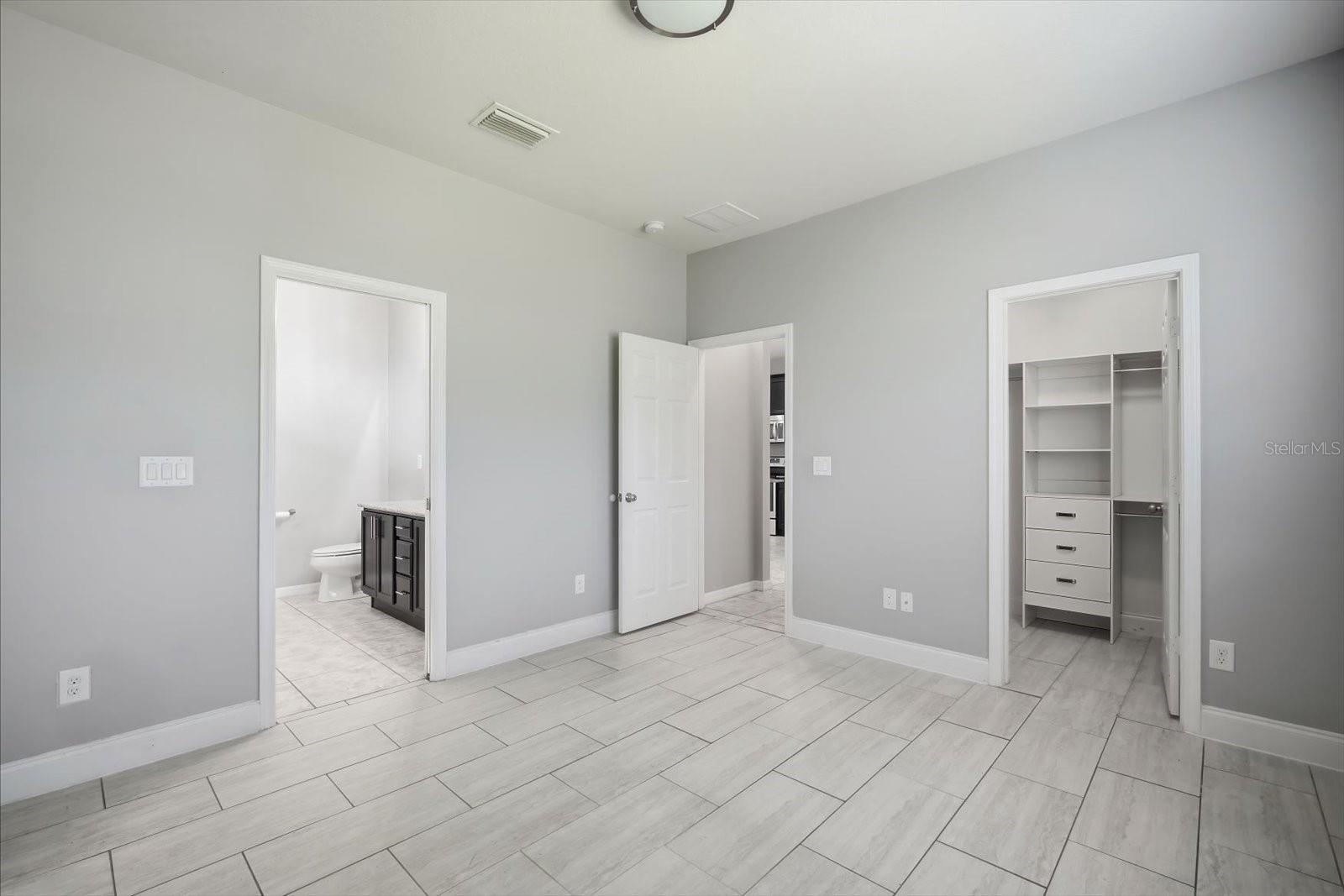 5947 Sweet Birch Dr Property Photo 17