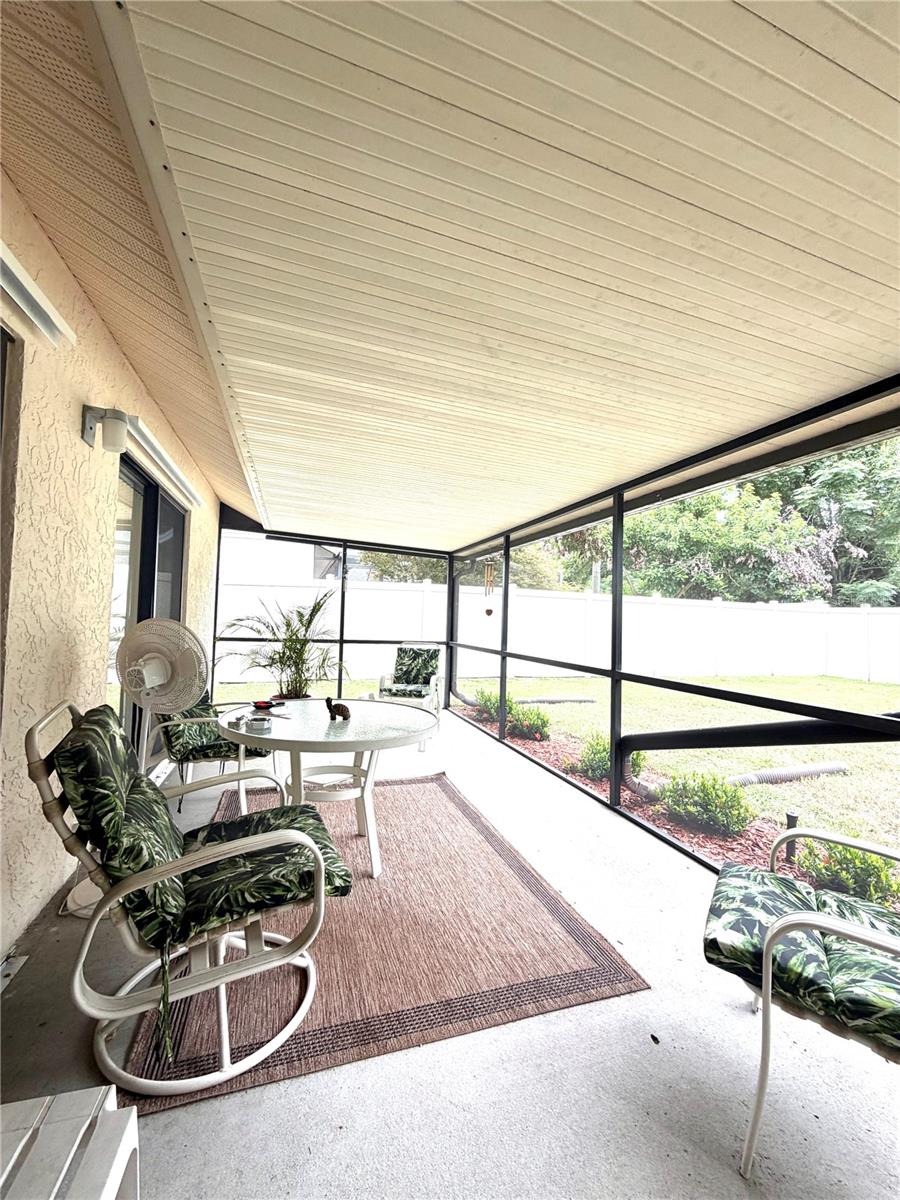 905 Wicketrun Dr Property Photo 12