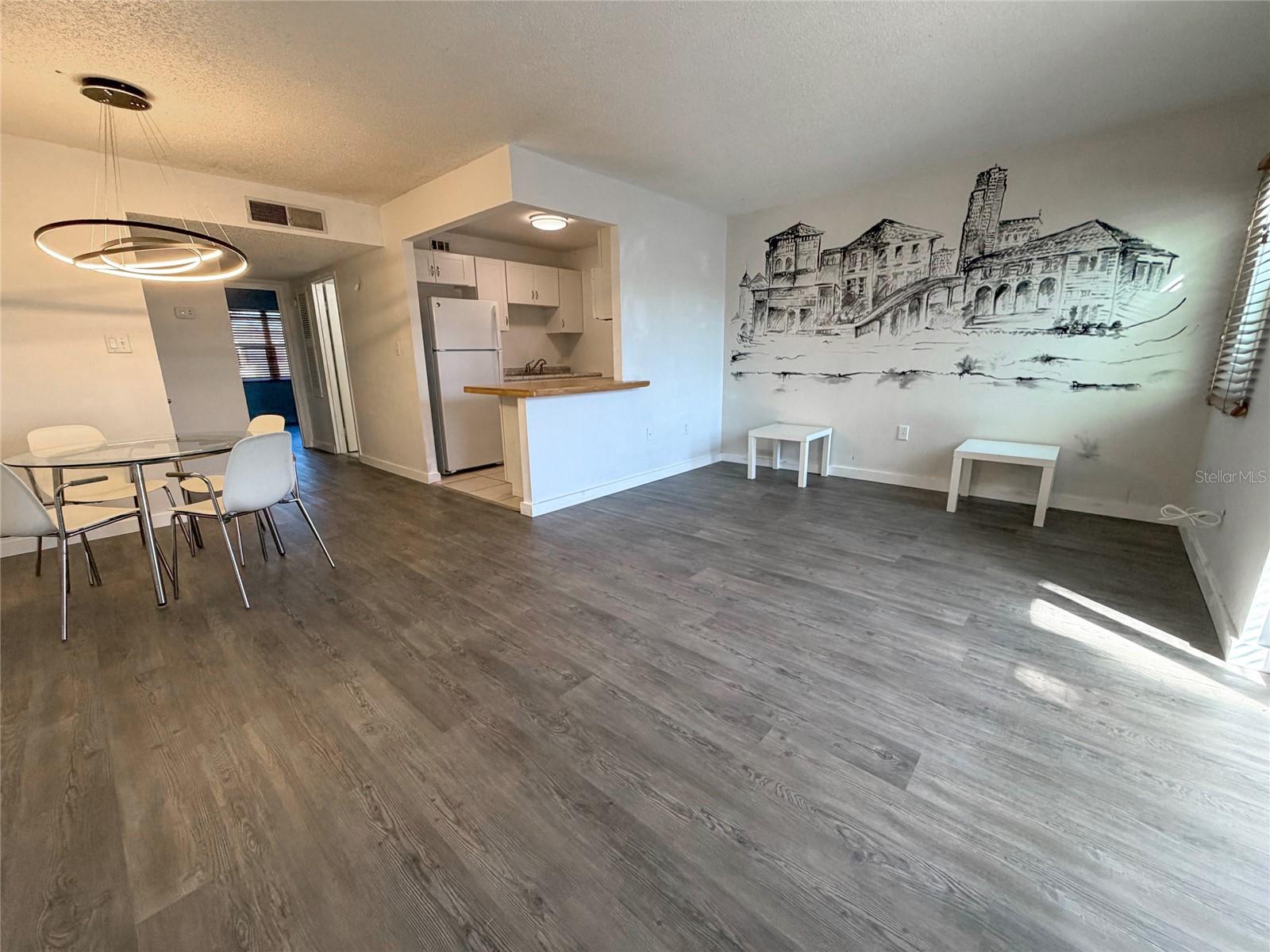 215 S Mcmullen Booth Rd #182 Property Photo 14