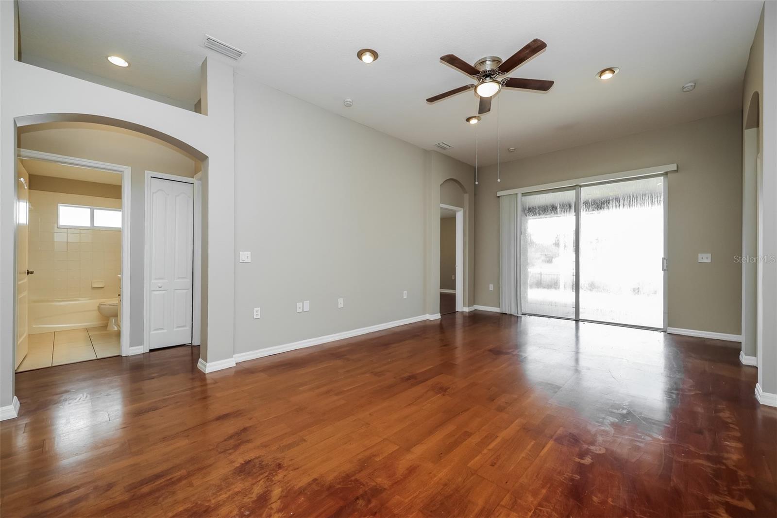 12755 Standbridge Dr Property Photo 15