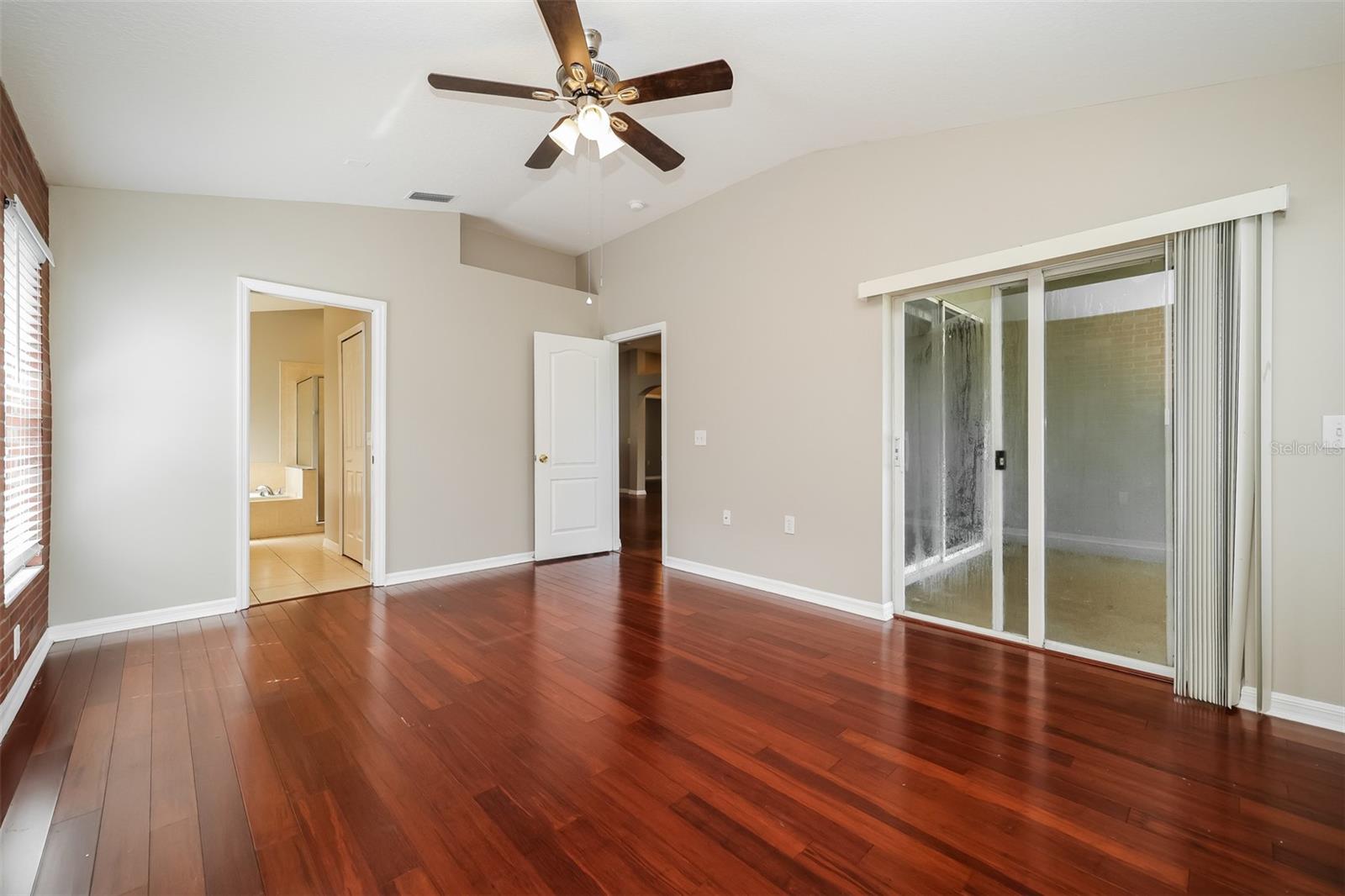 12755 Standbridge Dr Property Photo 24