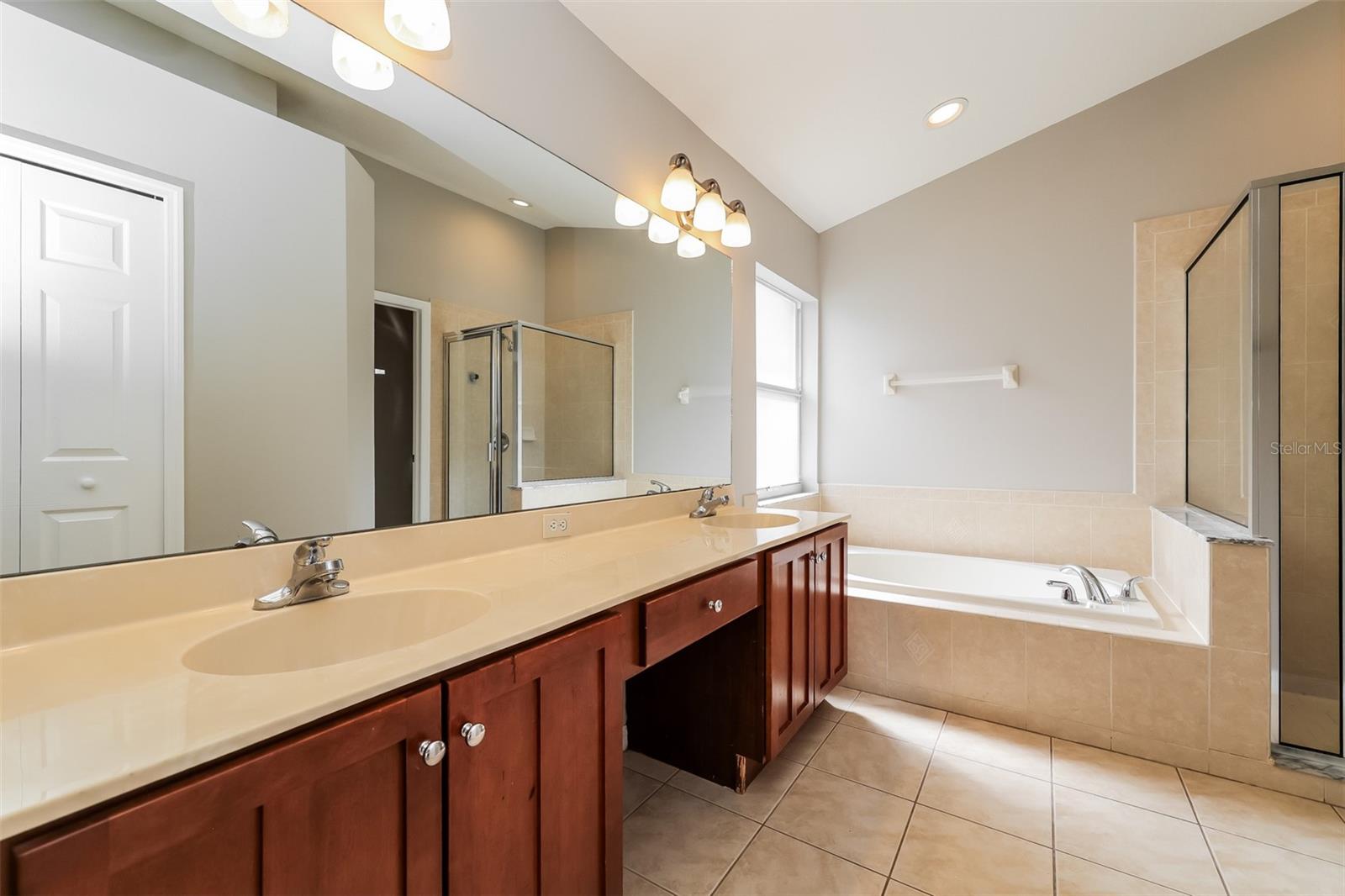 12755 Standbridge Dr Property Photo 26