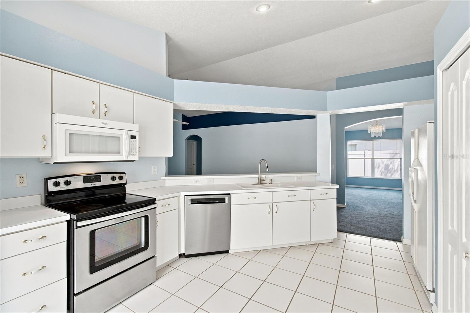 3838 Bellewater Blvd Property Photo 11