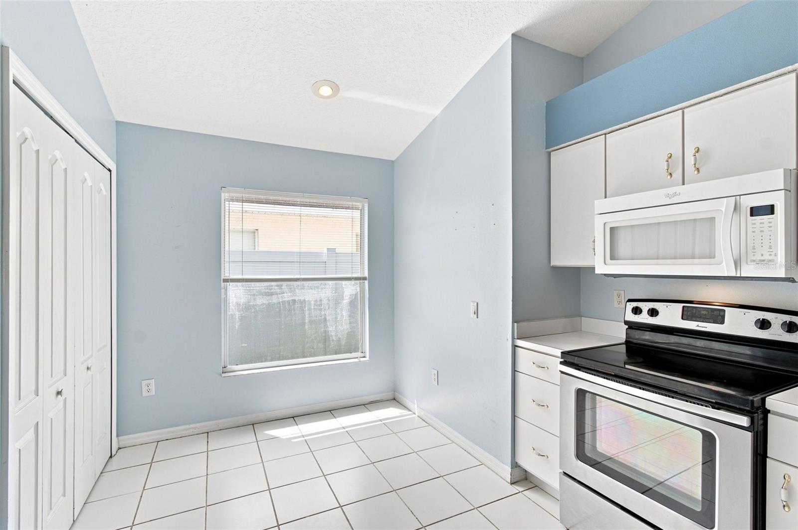 3838 Bellewater Blvd Property Photo 14