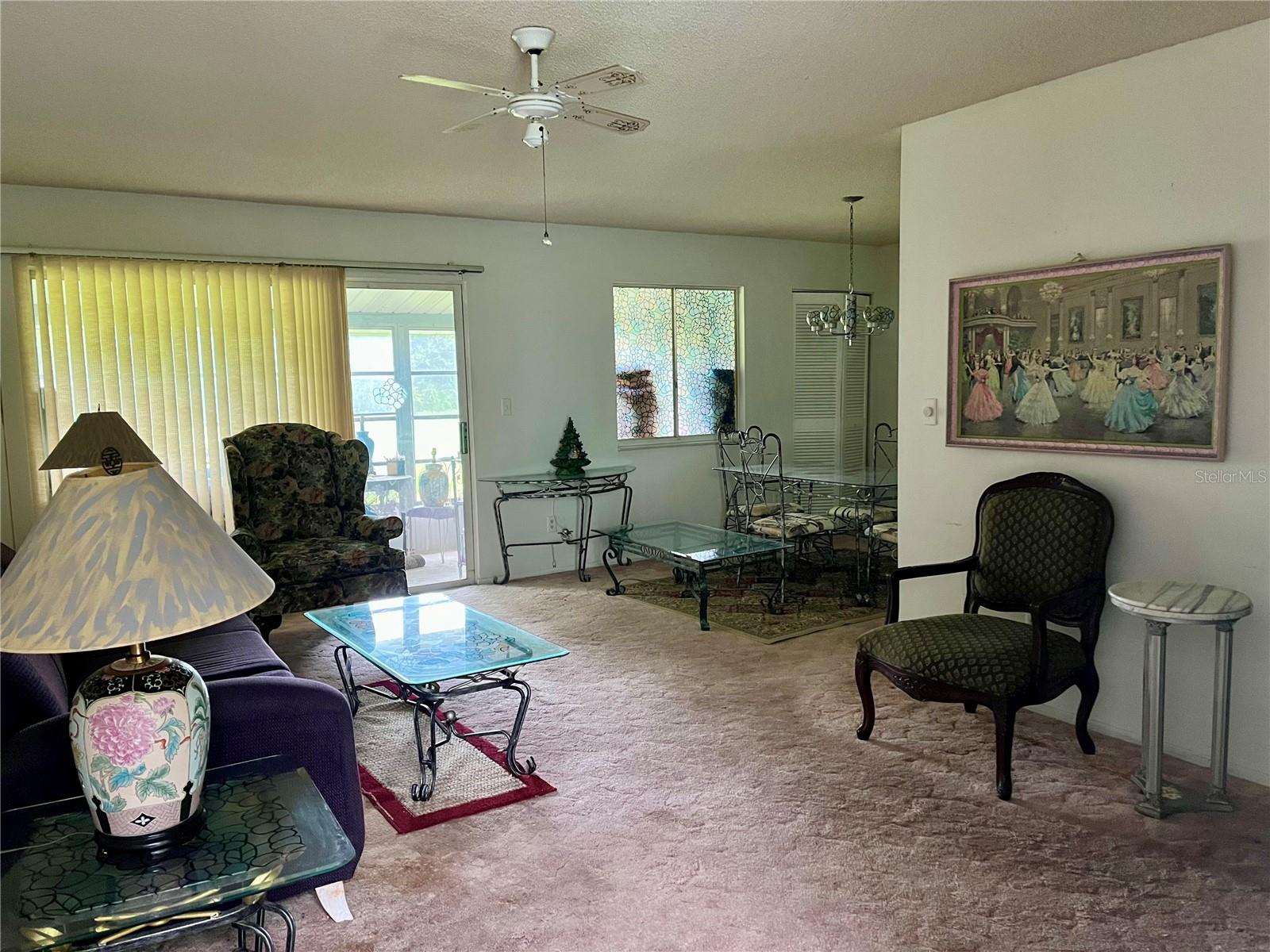 568 Midway Dr #b Property Photo 12