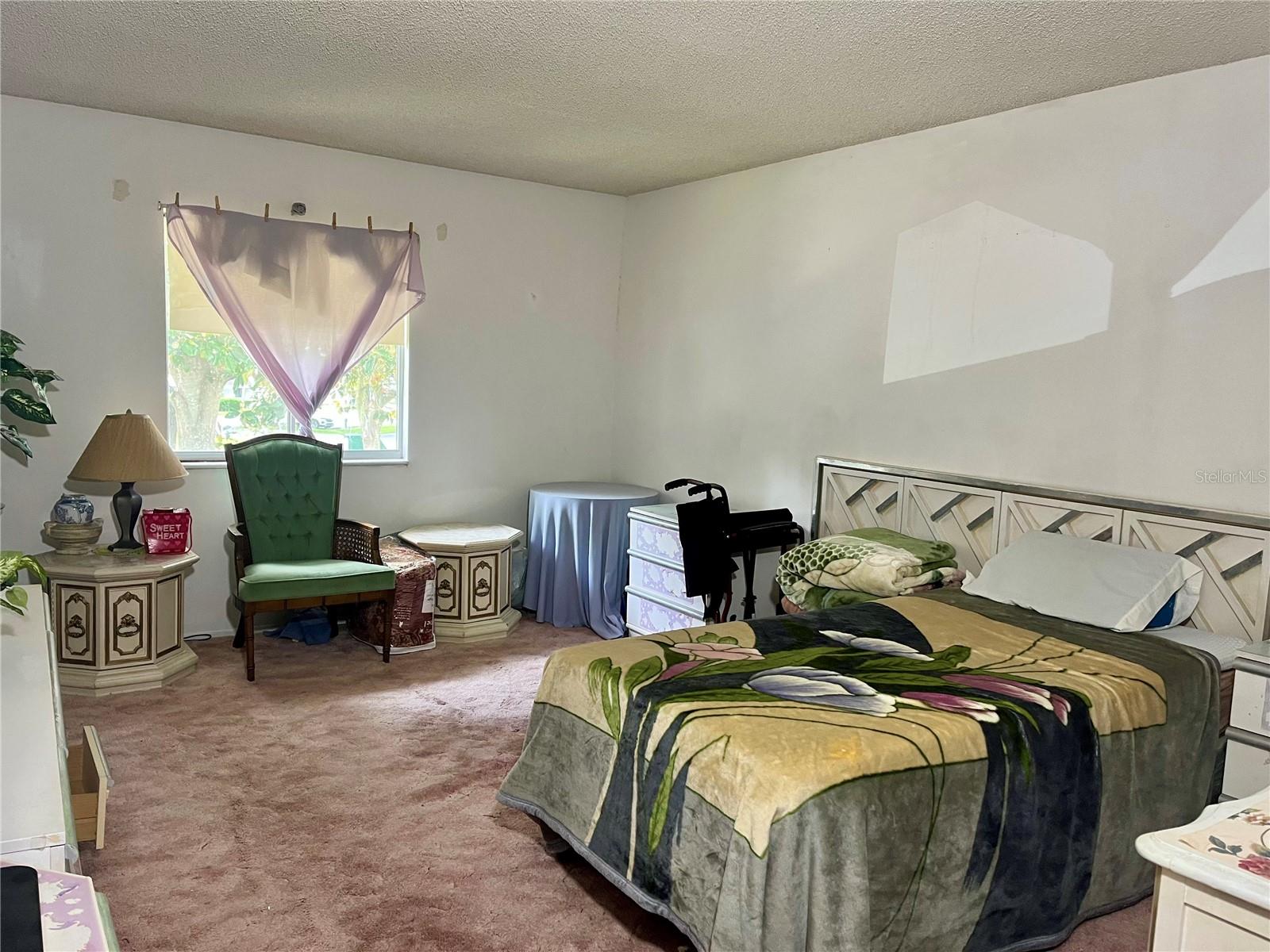 568 Midway Dr #b Property Photo 17