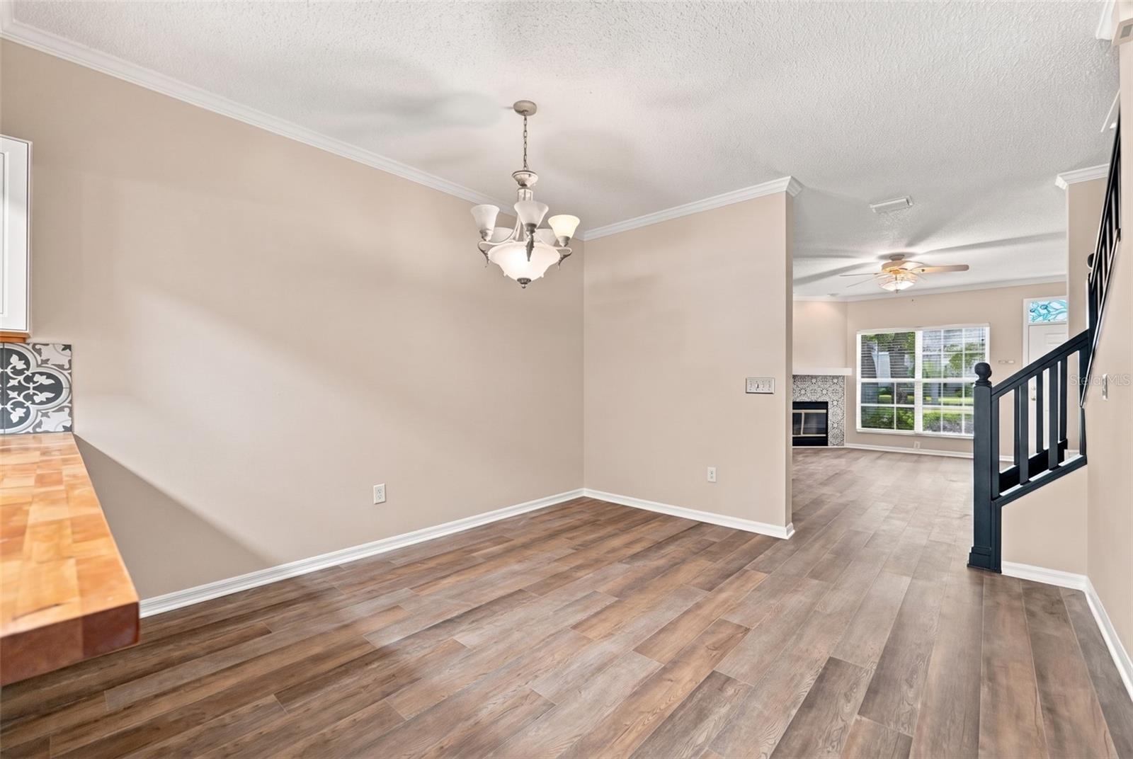 2725 Penzance St Property Photo 11