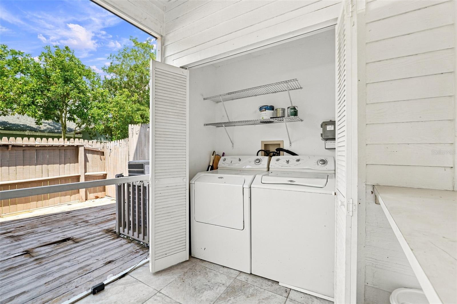 2725 Penzance St Property Photo 28