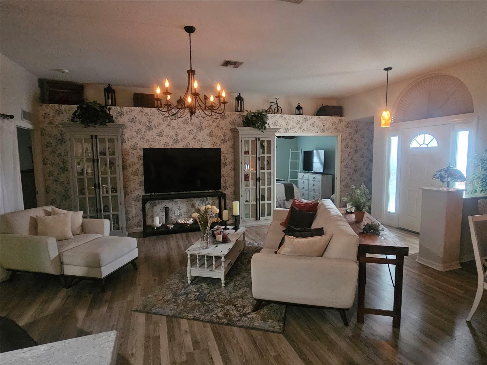 603 Canal Way Property Photo 14