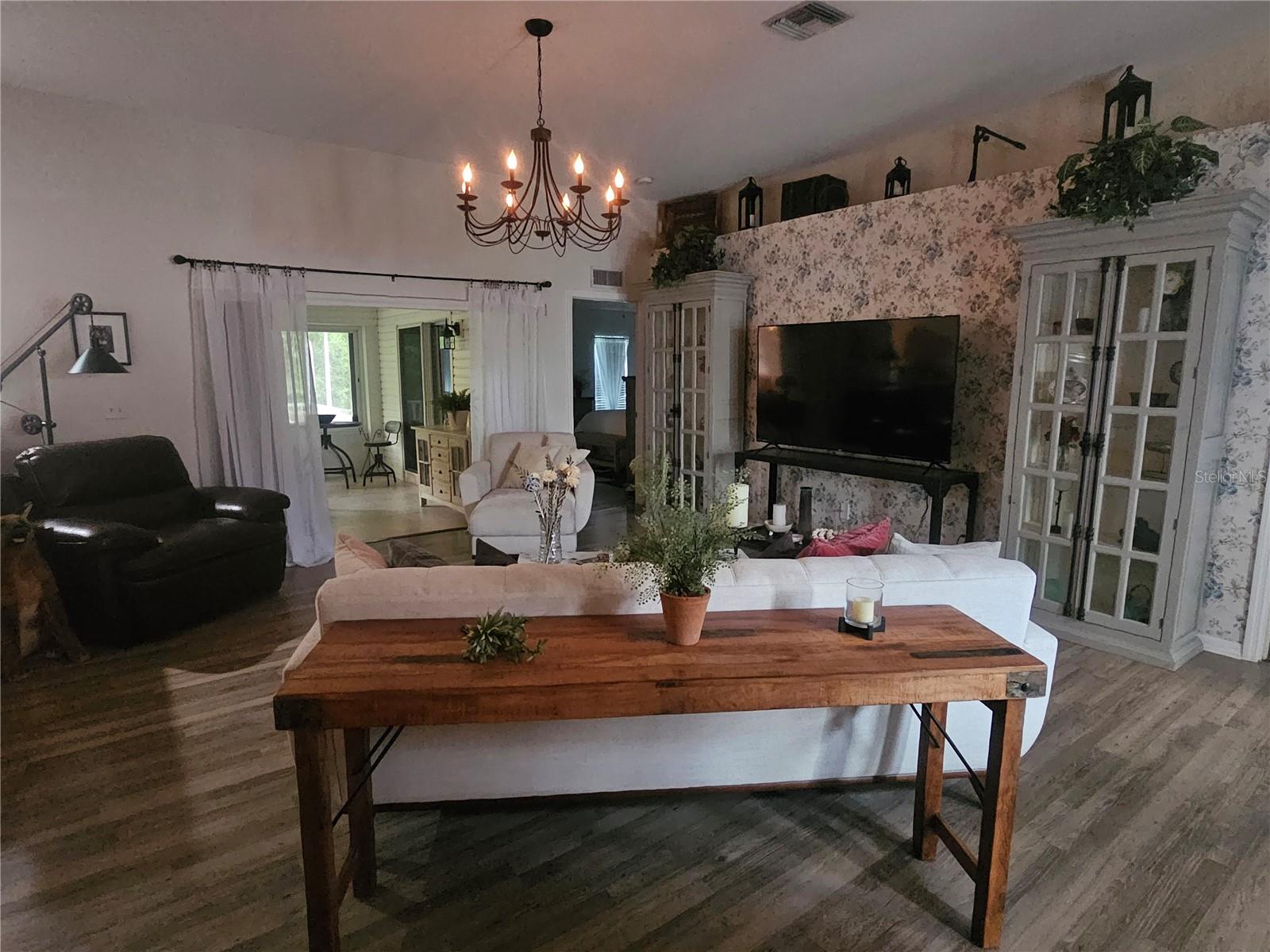 603 Canal Way Property Photo 16