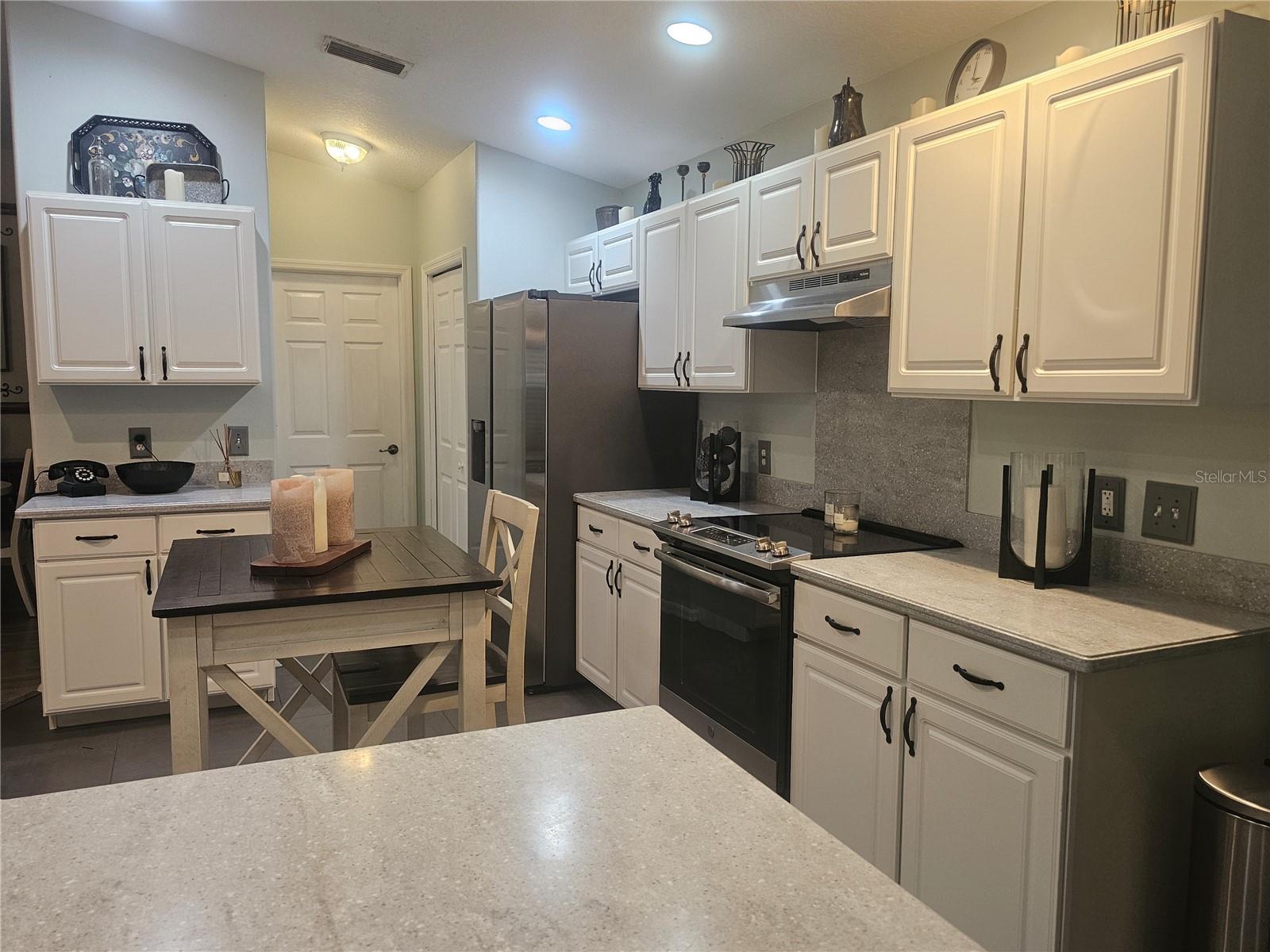 603 Canal Way Property Photo 19