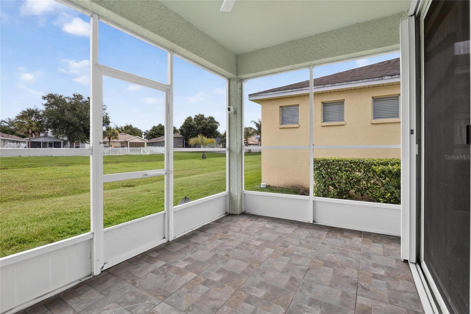 11428 Captiva Kay Dr Property Photo 6