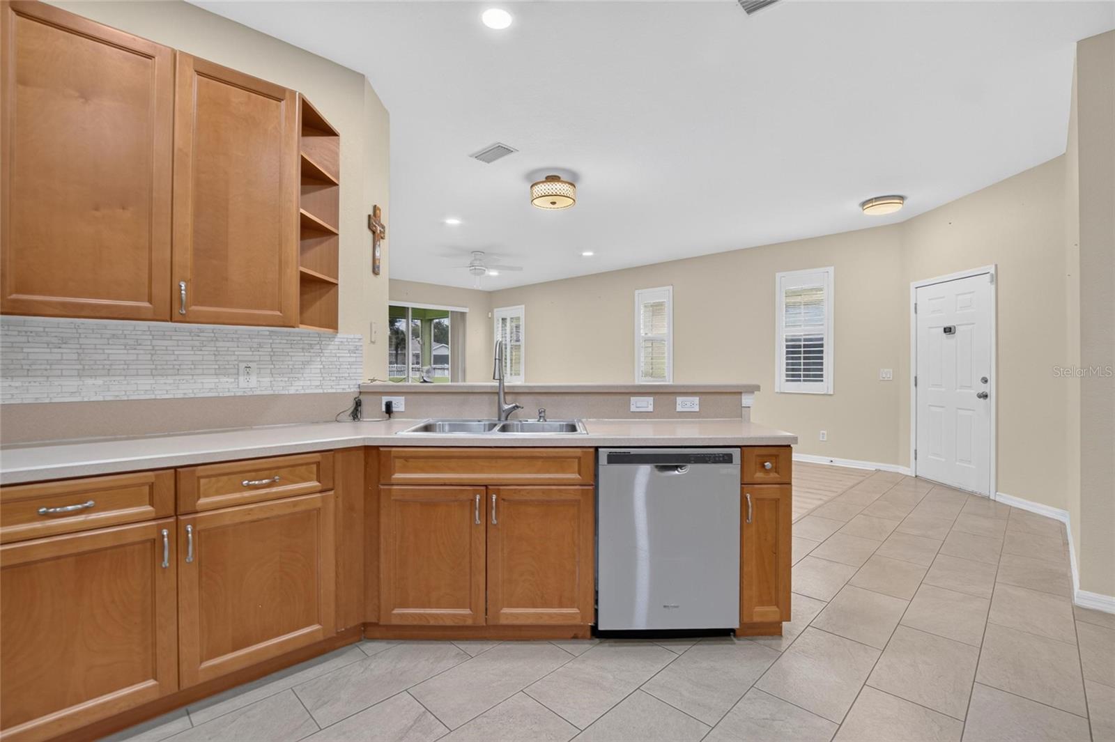 11428 Captiva Kay Dr Property Photo 16