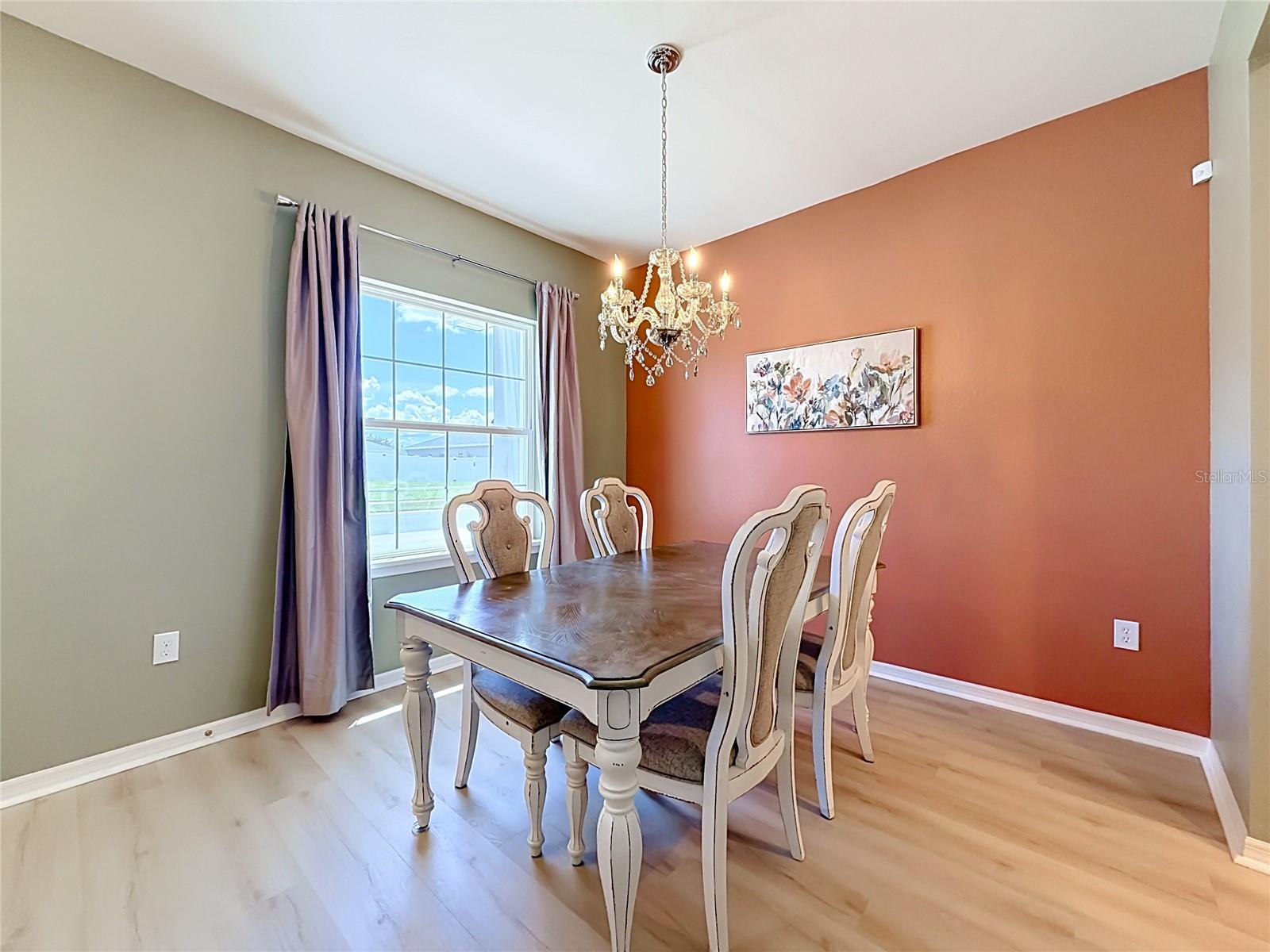 1069 Sandpiper Loop Property Photo 12