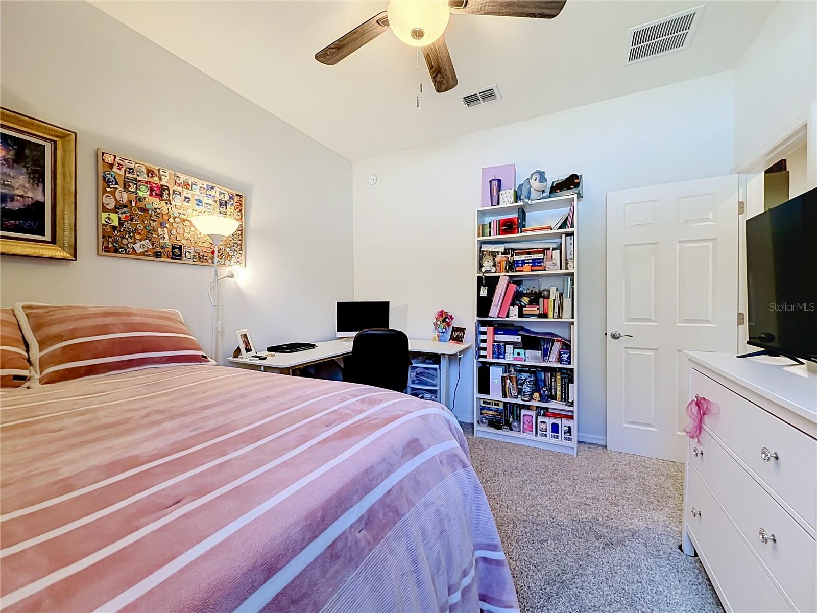 1069 Sandpiper Loop Property Photo 29
