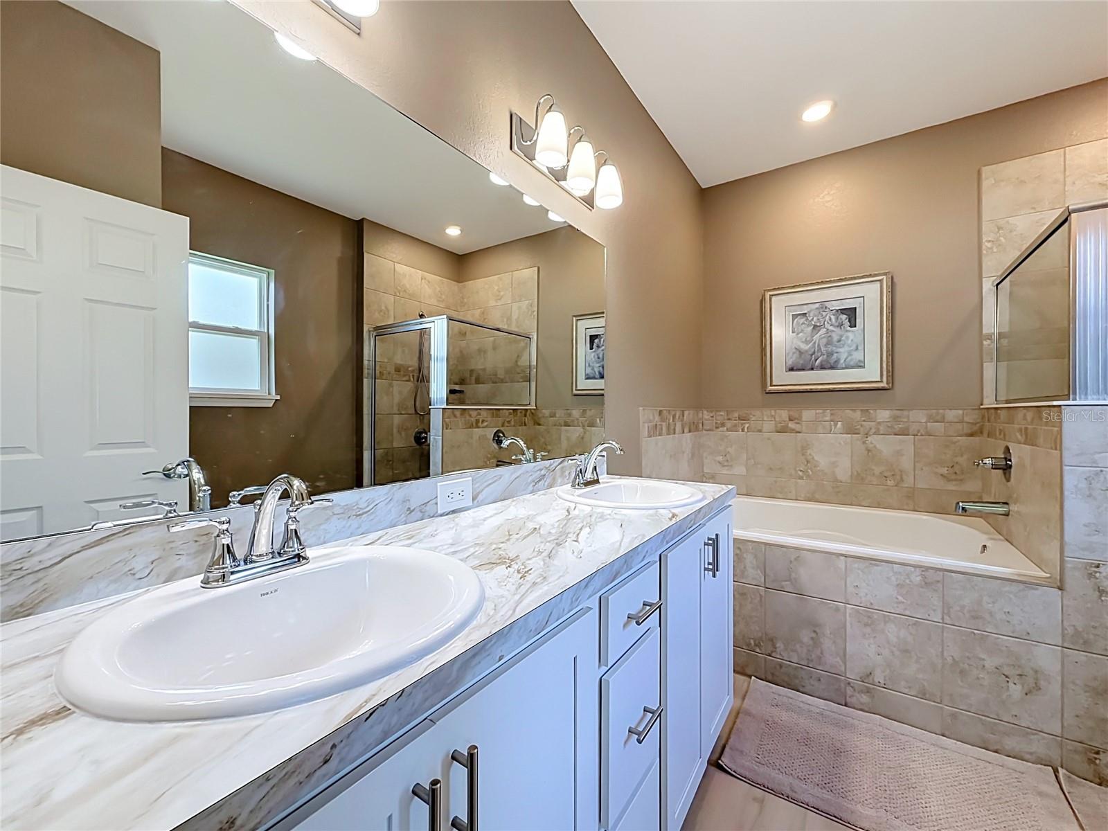 1069 Sandpiper Loop Property Photo 41