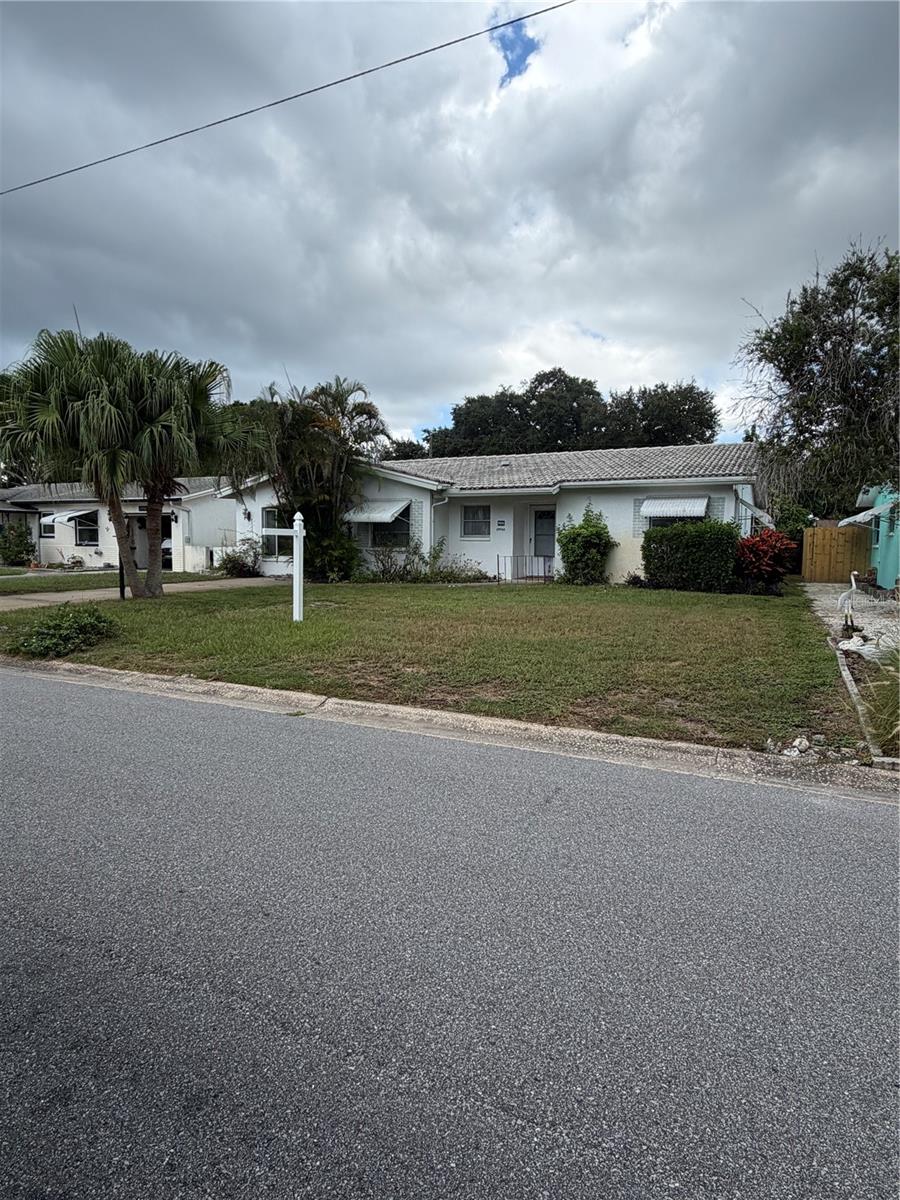 29768 67th St N Property Photo 1