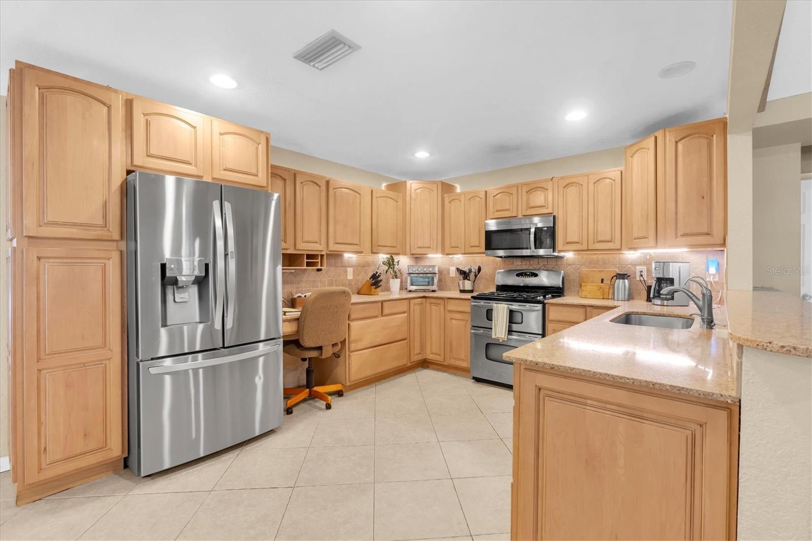 6868 122nd Way Property Photo 10