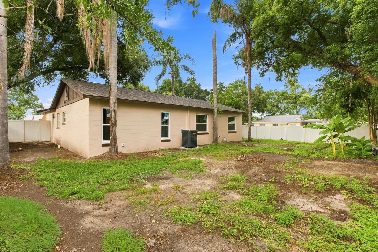 1105 Park St Property Photo 19