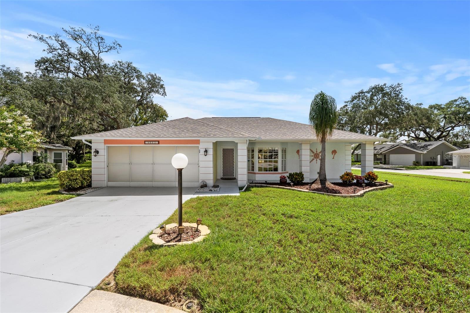 8643 Gold Pine Dr Property Photo 1