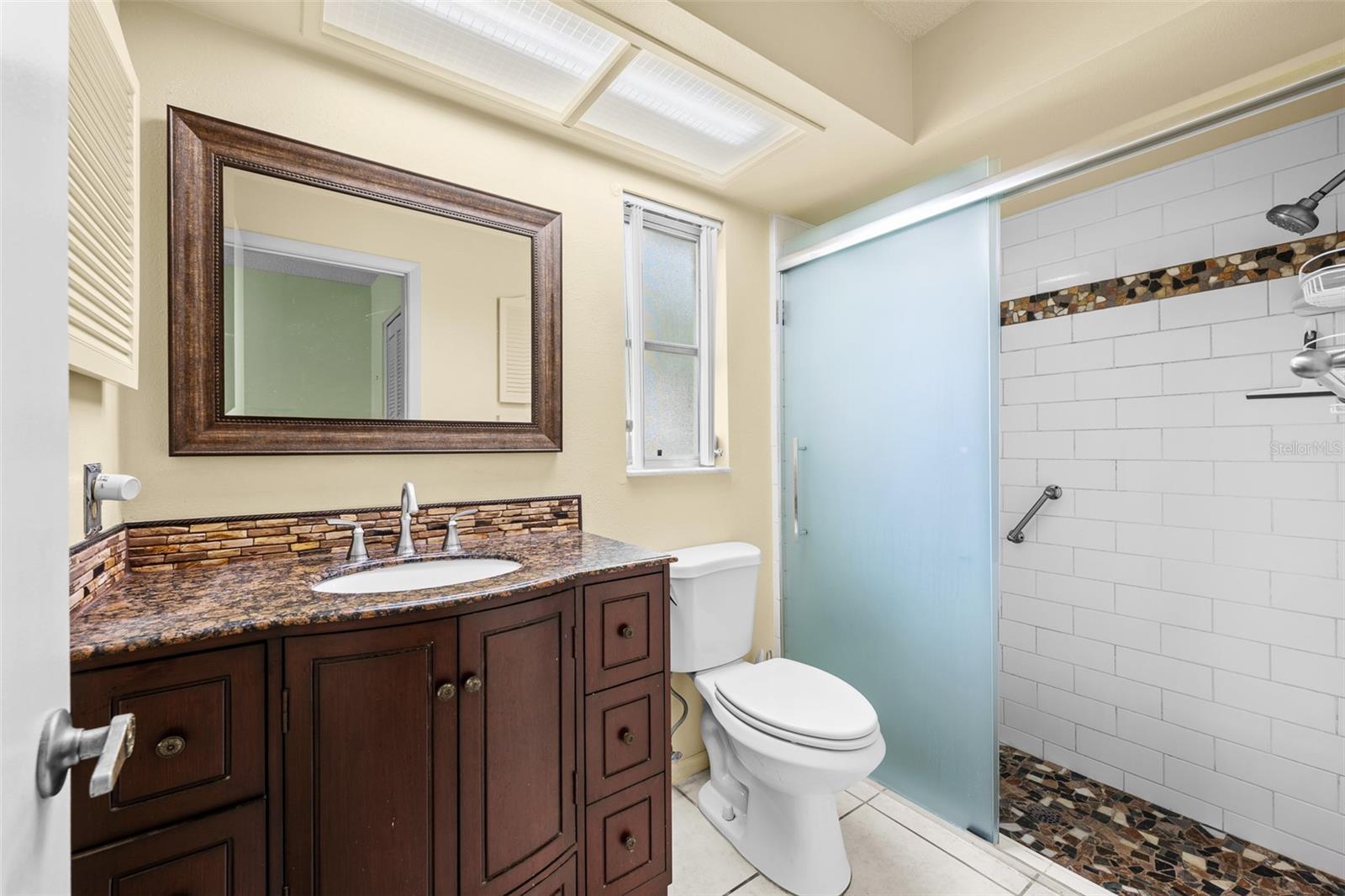 8643 Gold Pine Dr Property Photo 8