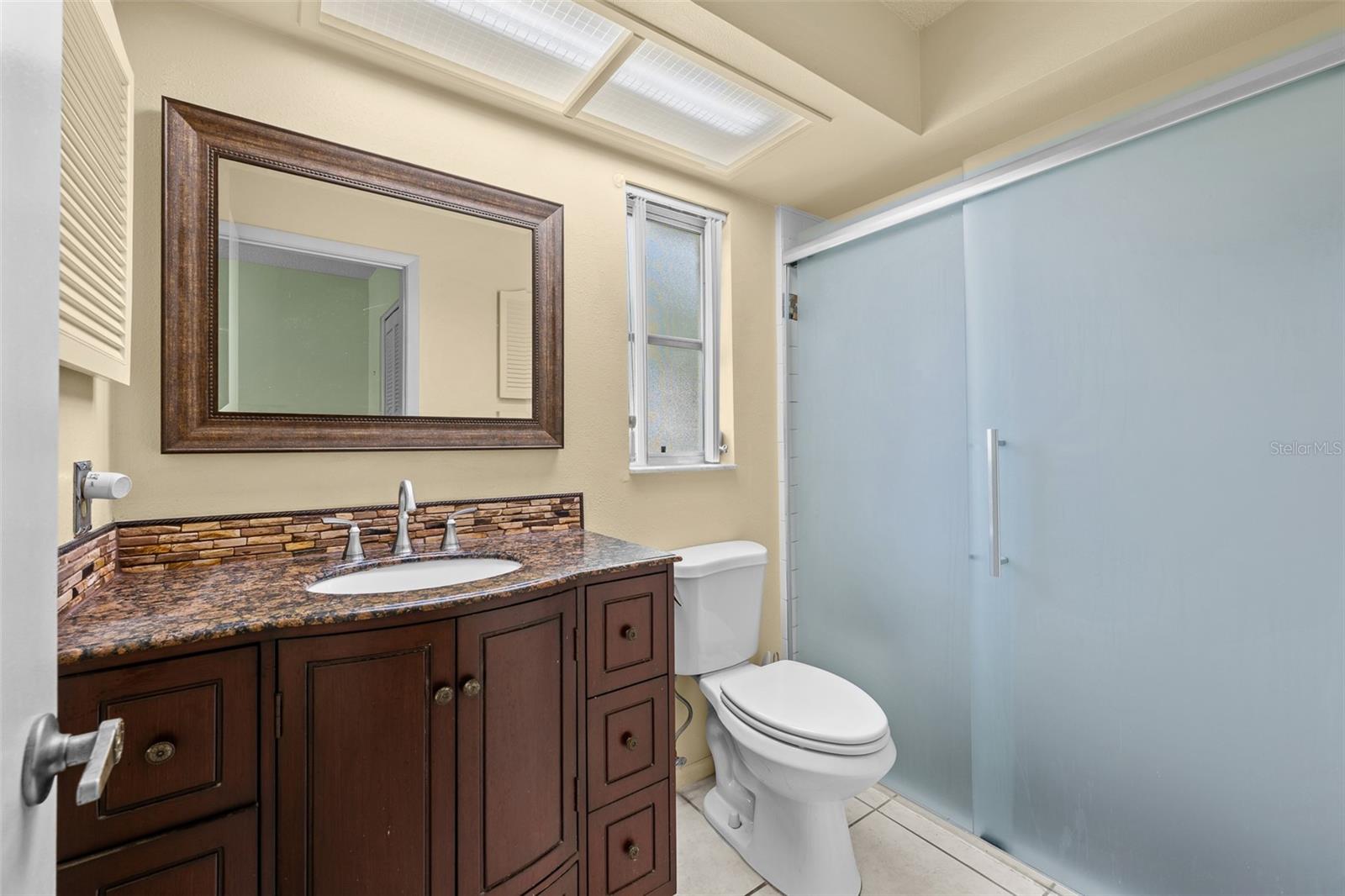 8643 Gold Pine Dr Property Photo 9