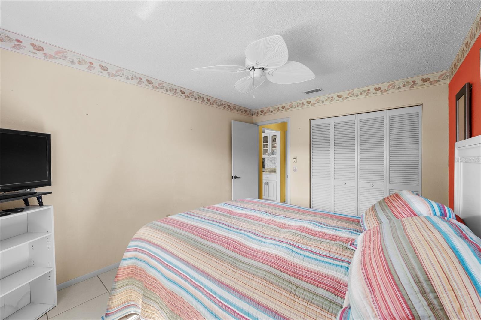 8643 Gold Pine Dr Property Photo 16