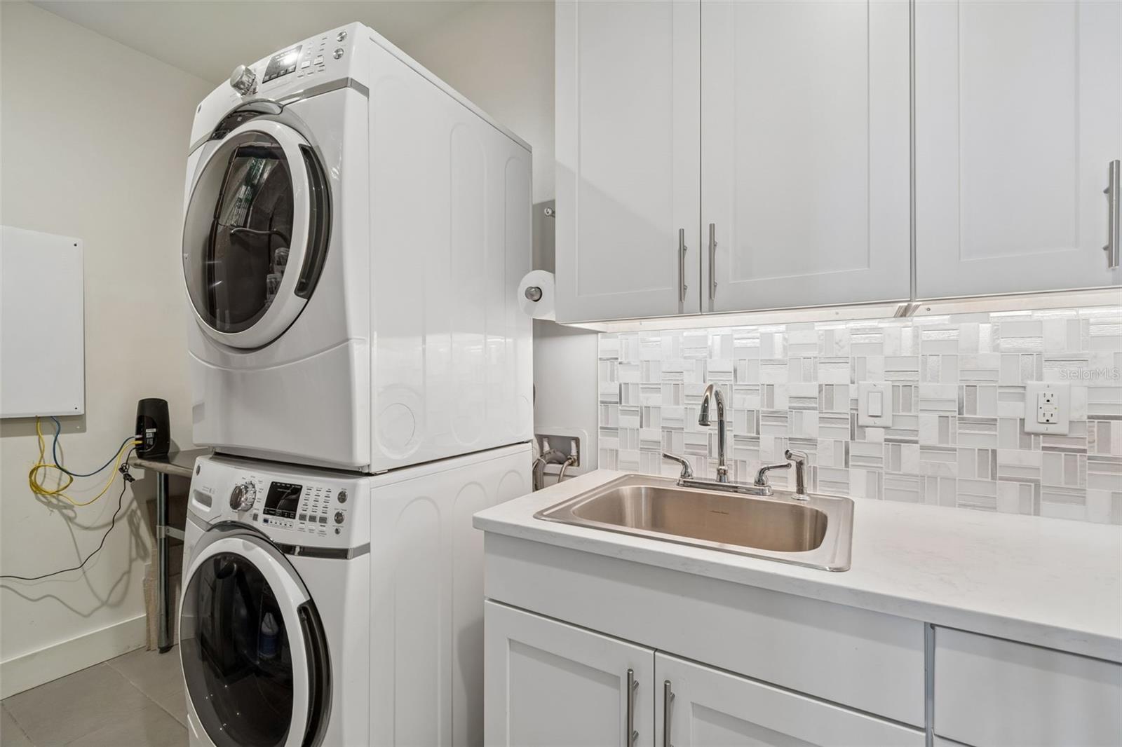 91 Davis Blvd #301 Property Photo 45
