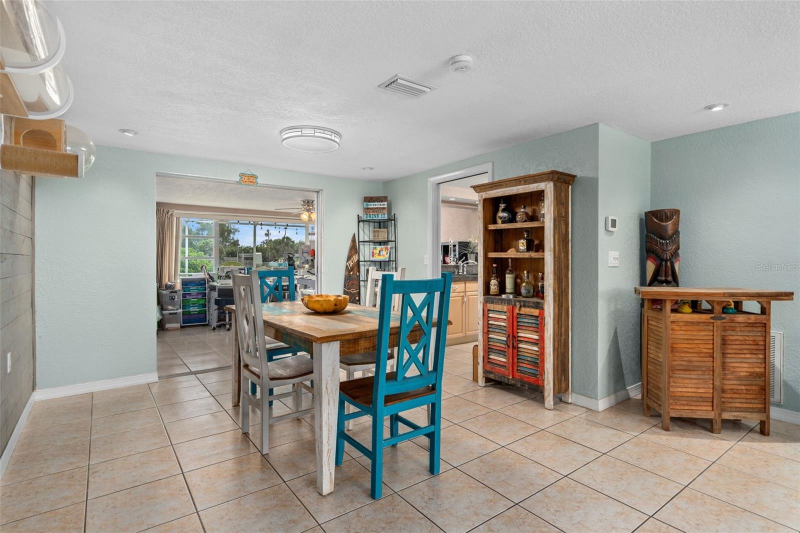 5410 Flora Ave Property Photo 14