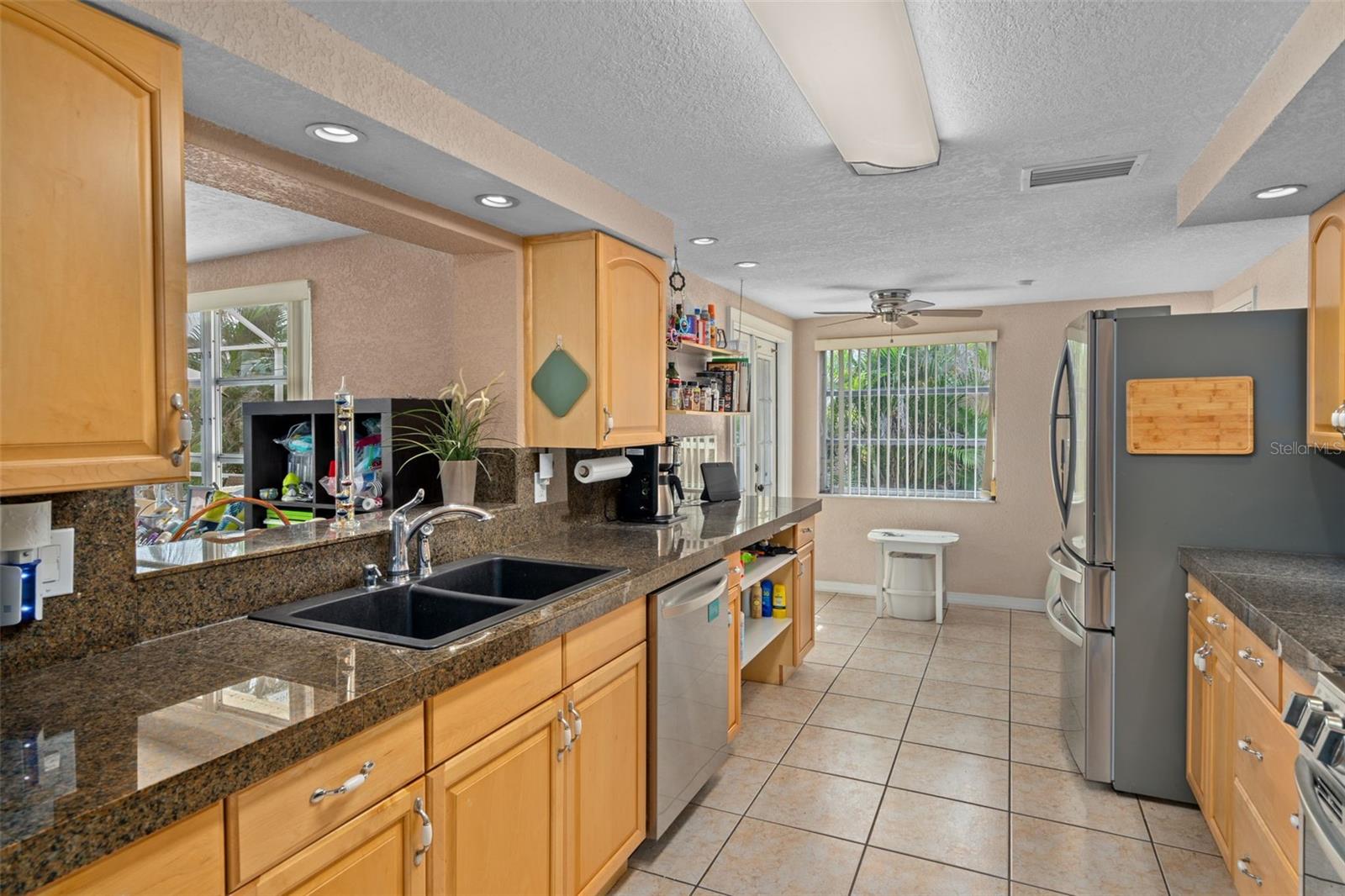 5410 Flora Ave Property Photo 15