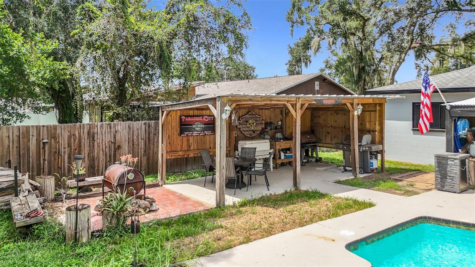 118 Euclid Loop Property Photo 32