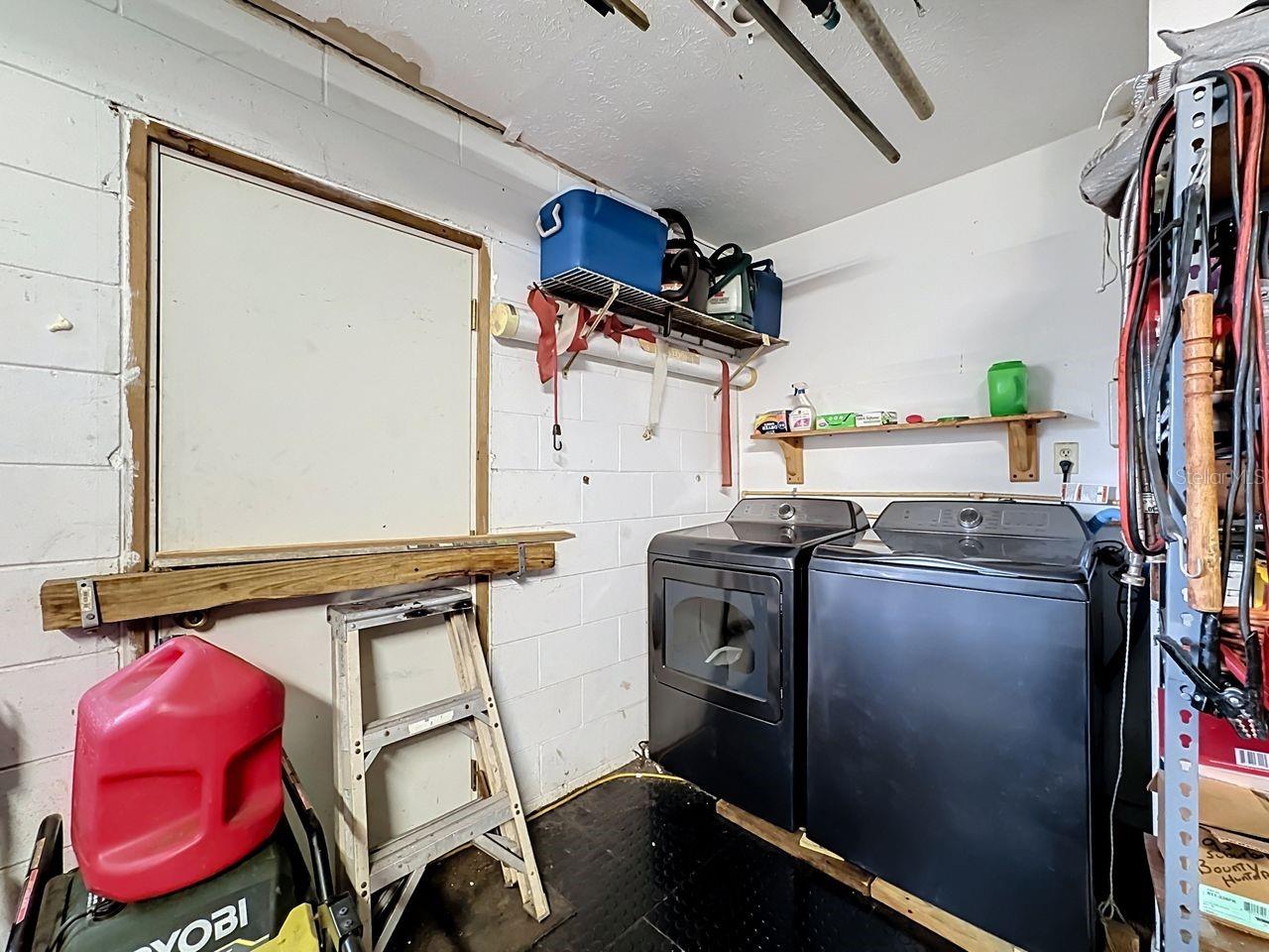 118 Euclid Loop Property Photo 47
