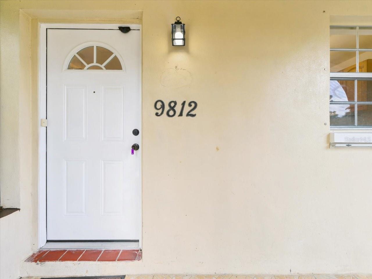 9812 85th Way Property Photo 2
