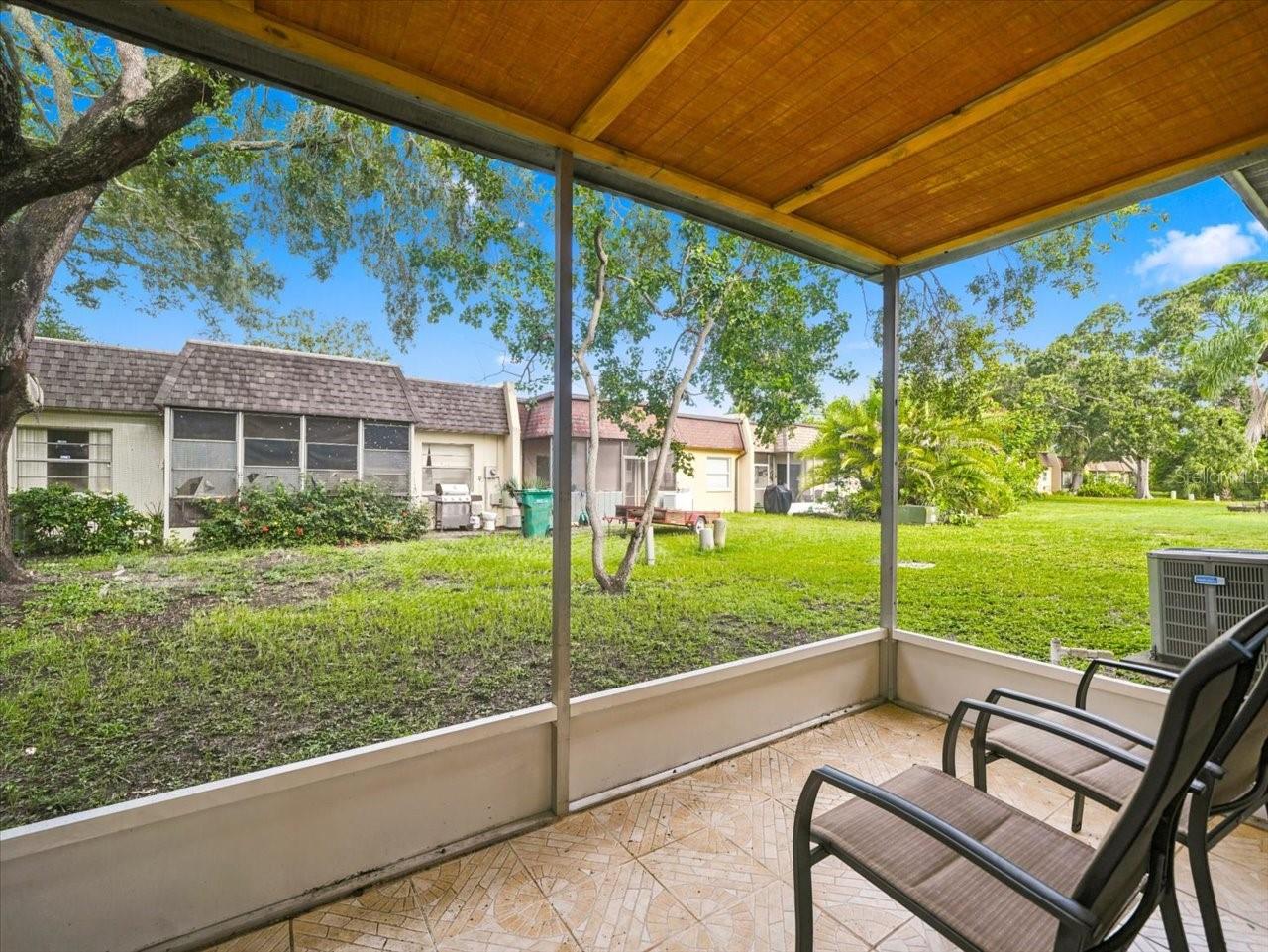 9812 85th Way Property Photo 17