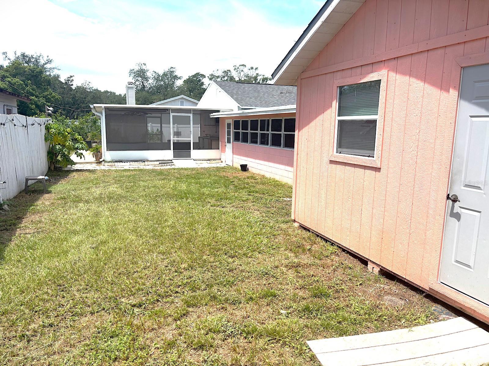 902 Samy Dr Property Photo 23