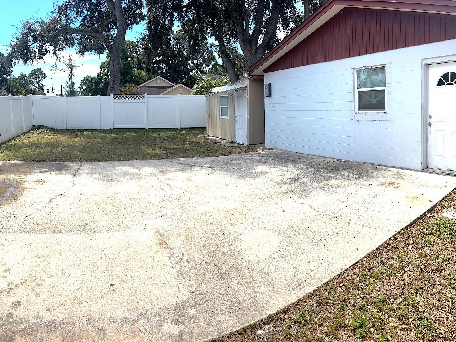 902 Samy Dr Property Photo 25