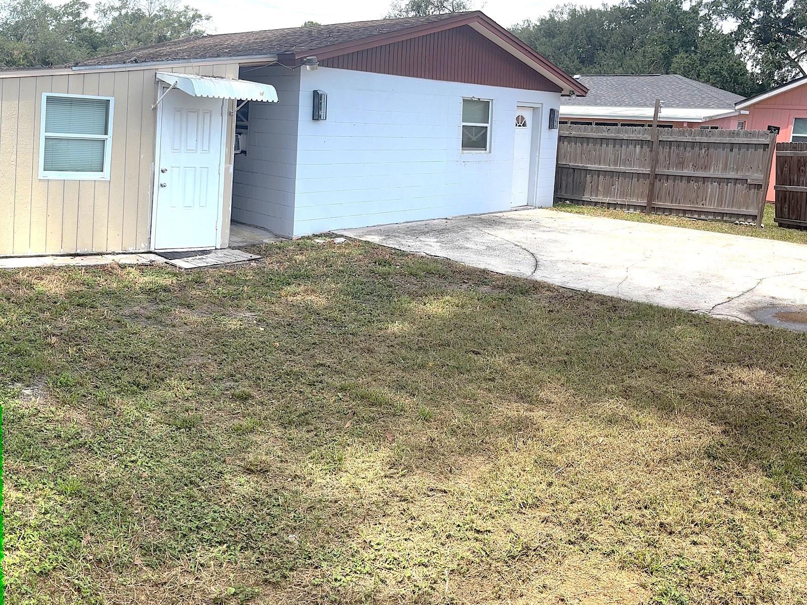 902 Samy Dr Property Photo 26