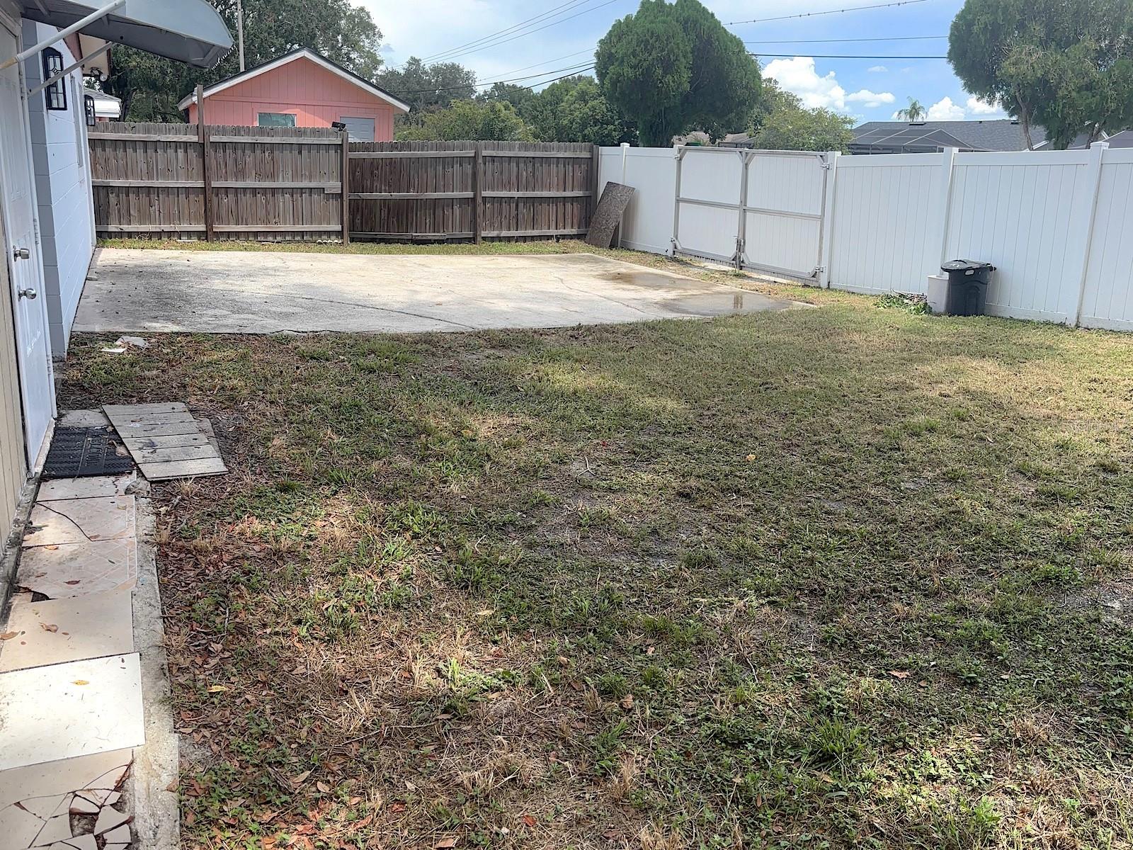 902 Samy Dr Property Photo 27