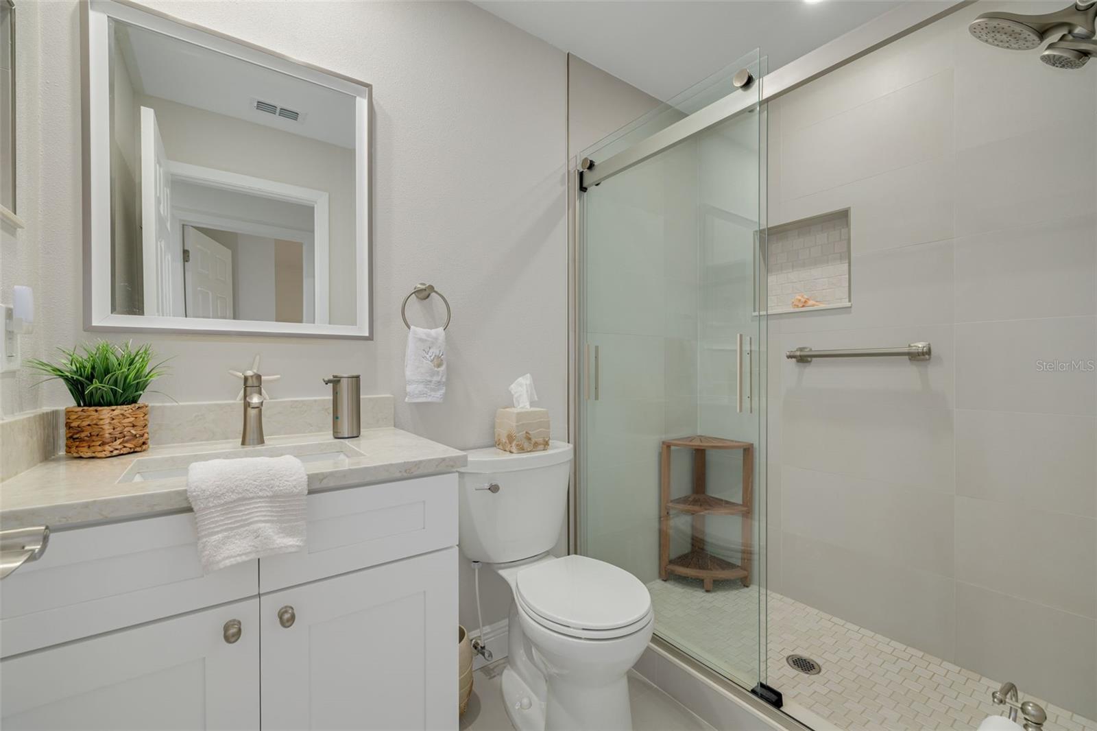3558 Oak Lake Dr Property Photo 22
